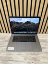 MacBook Pro 15" 2017 i7 16gb 256gb SSD