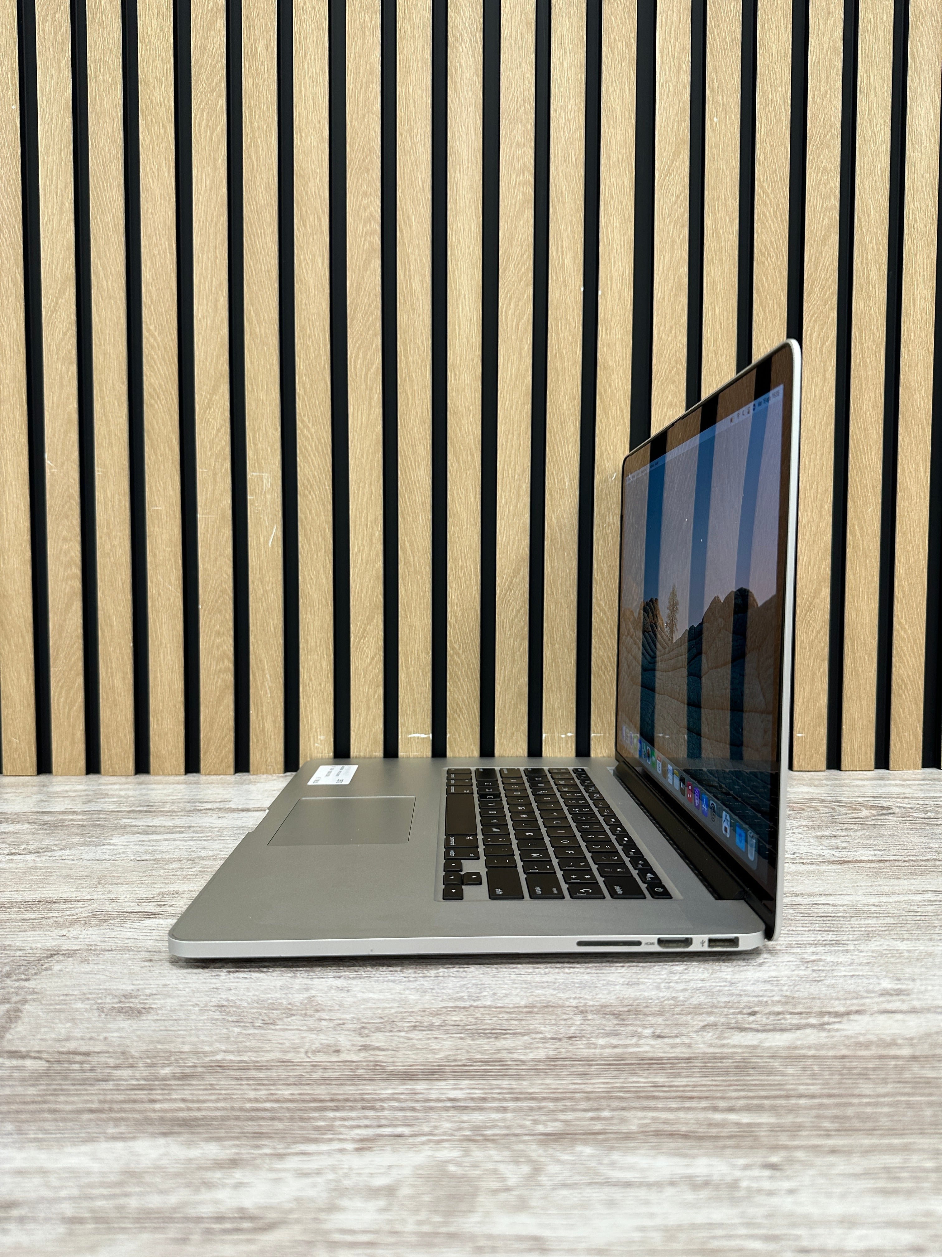MacBook Pro 15" 2013 i7 8gb 128gb SSD
