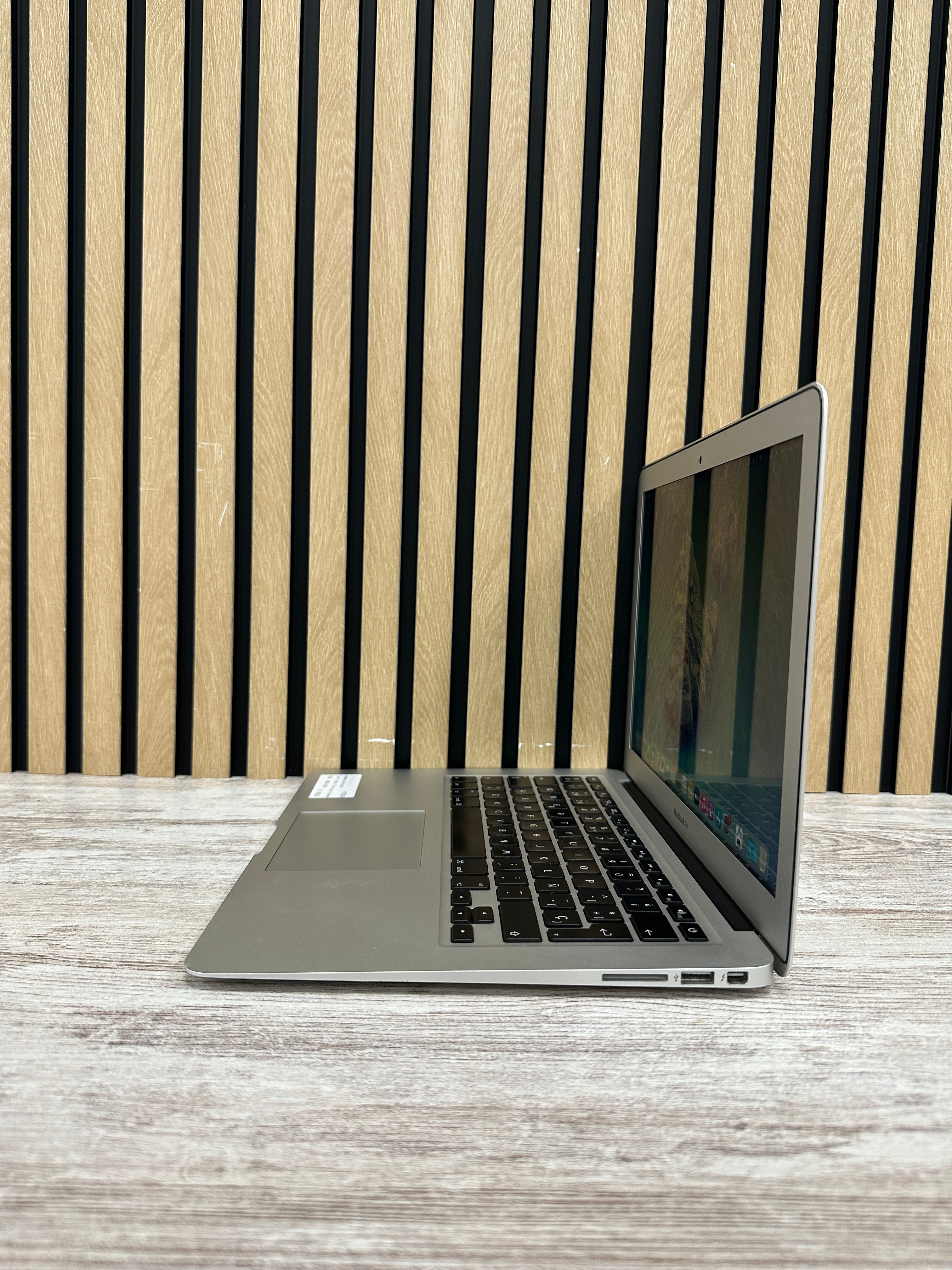MacBook Air 13" 2013 i7 8gb 128gb SSD