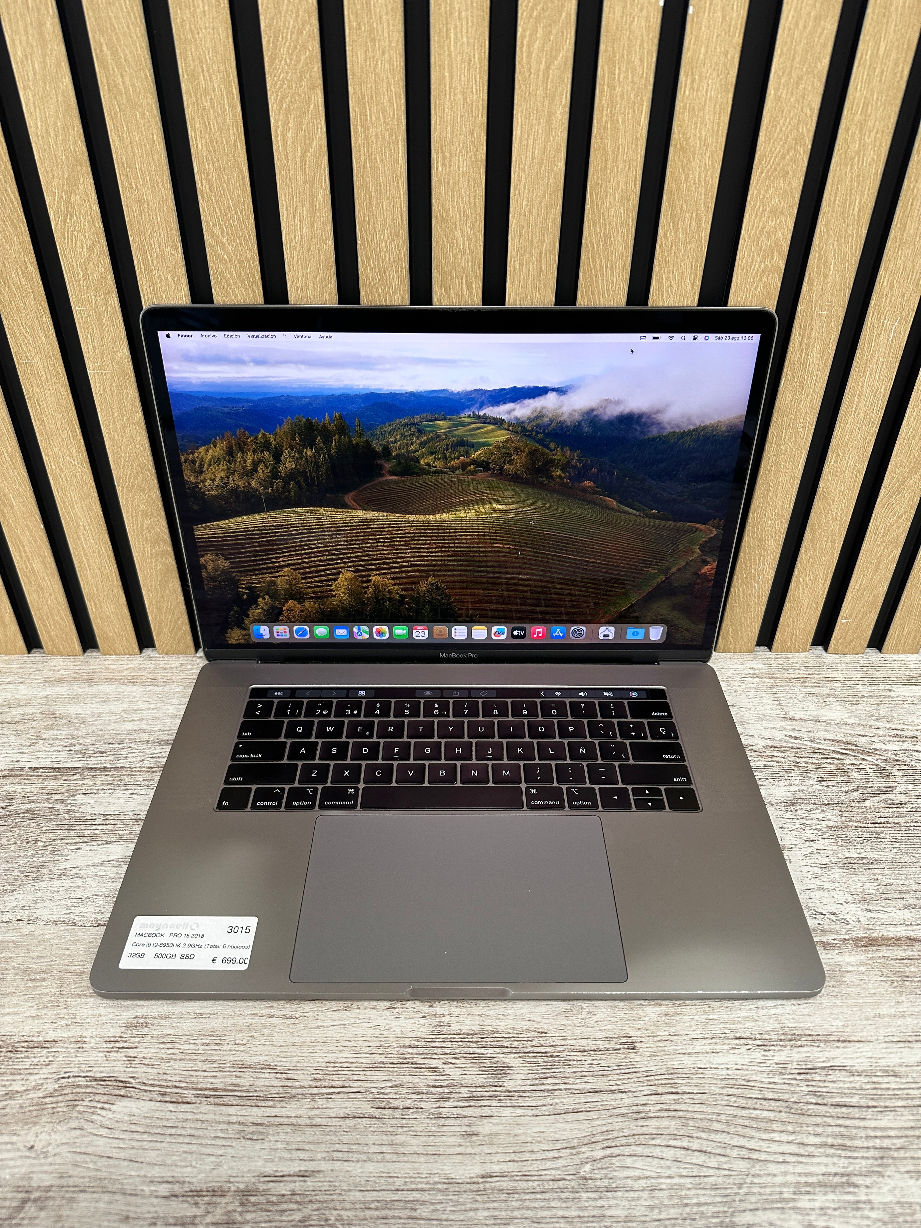 MacBook Pro 15" 2018 i9 32gb 500gb SSD