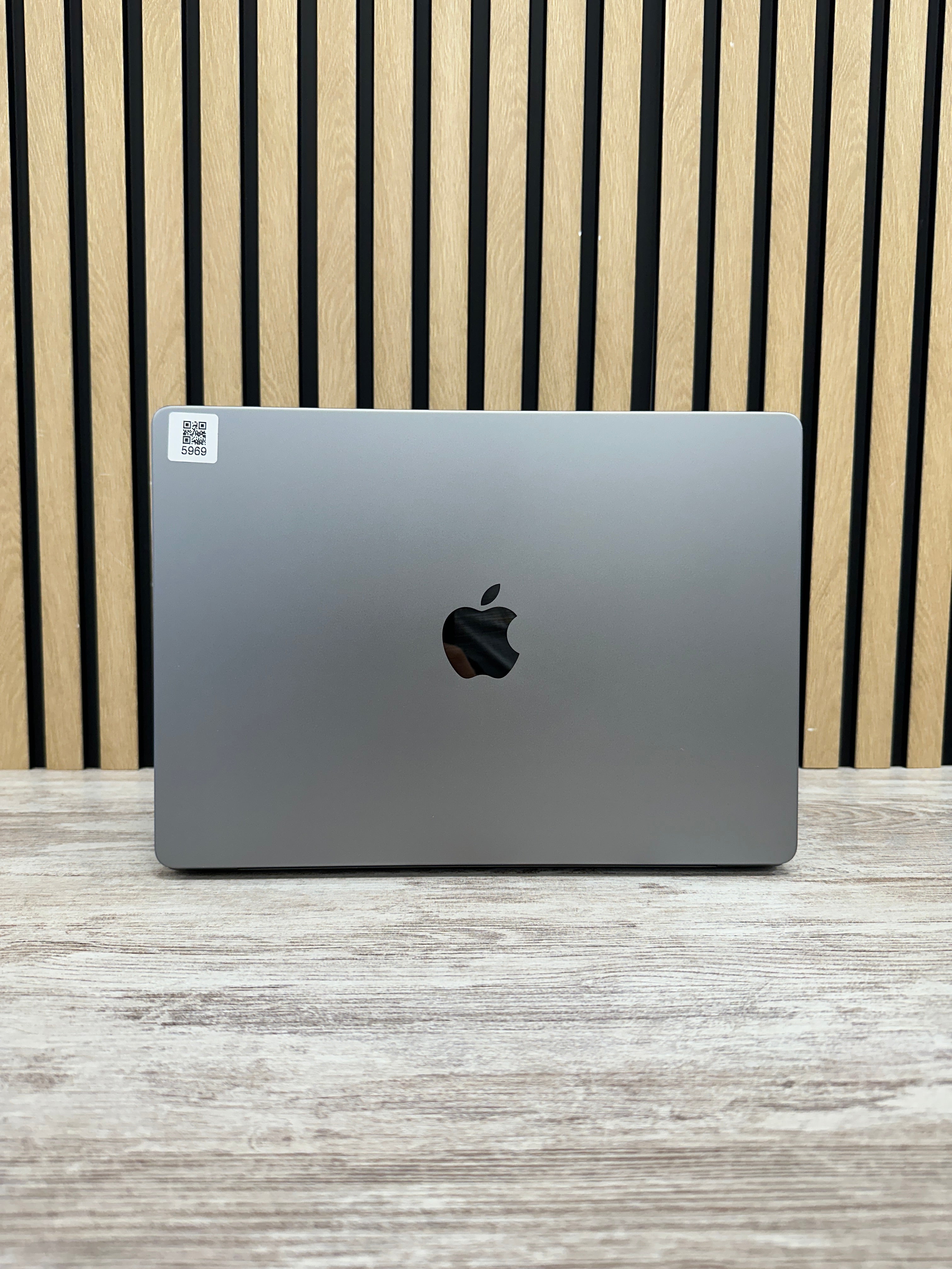 MacBook Pro 14" 2021 M1 PRO 16gb 500gb SSD