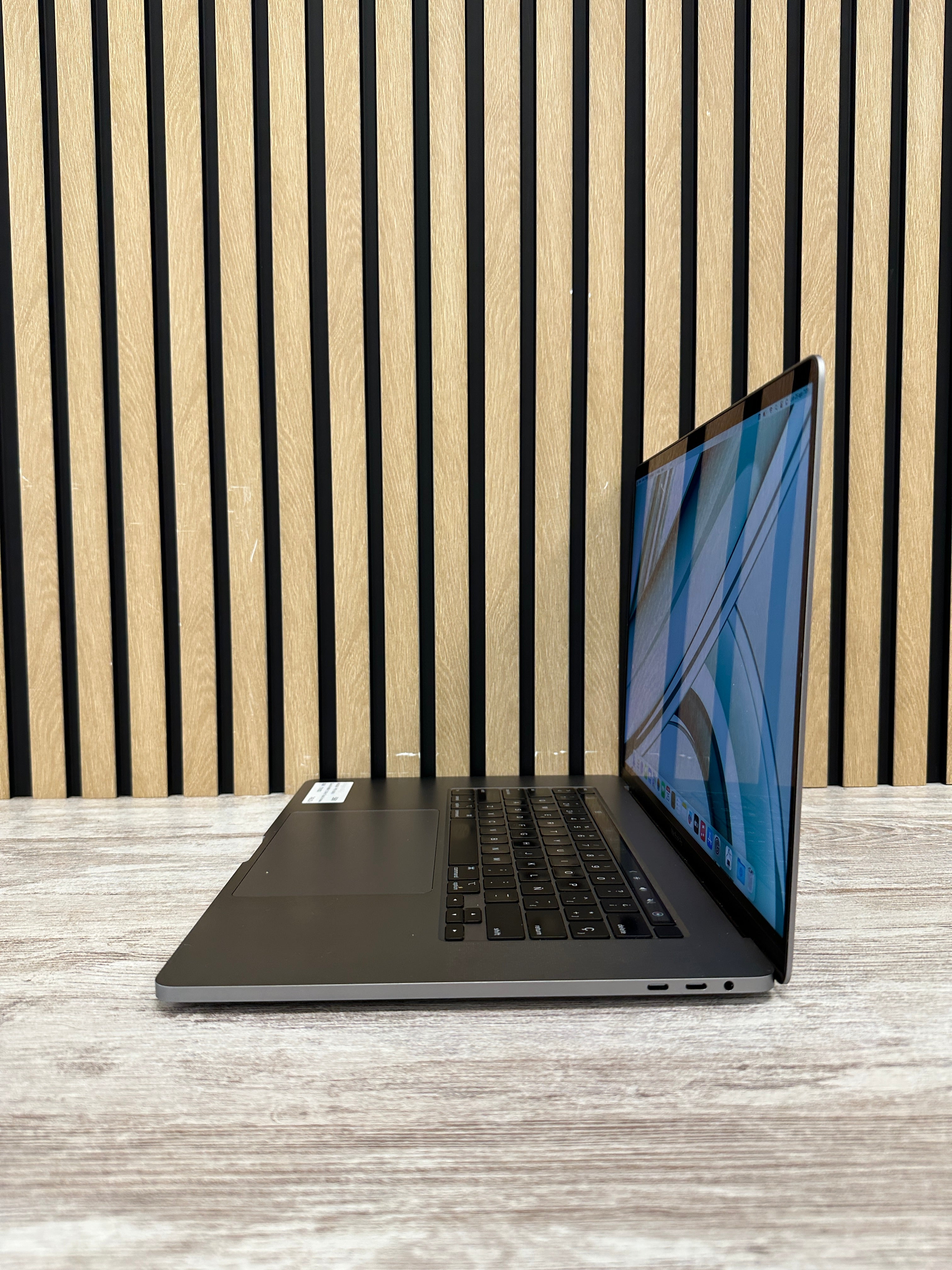 MacBook Pro 16" 2019 i9 32gb 1tb SSD