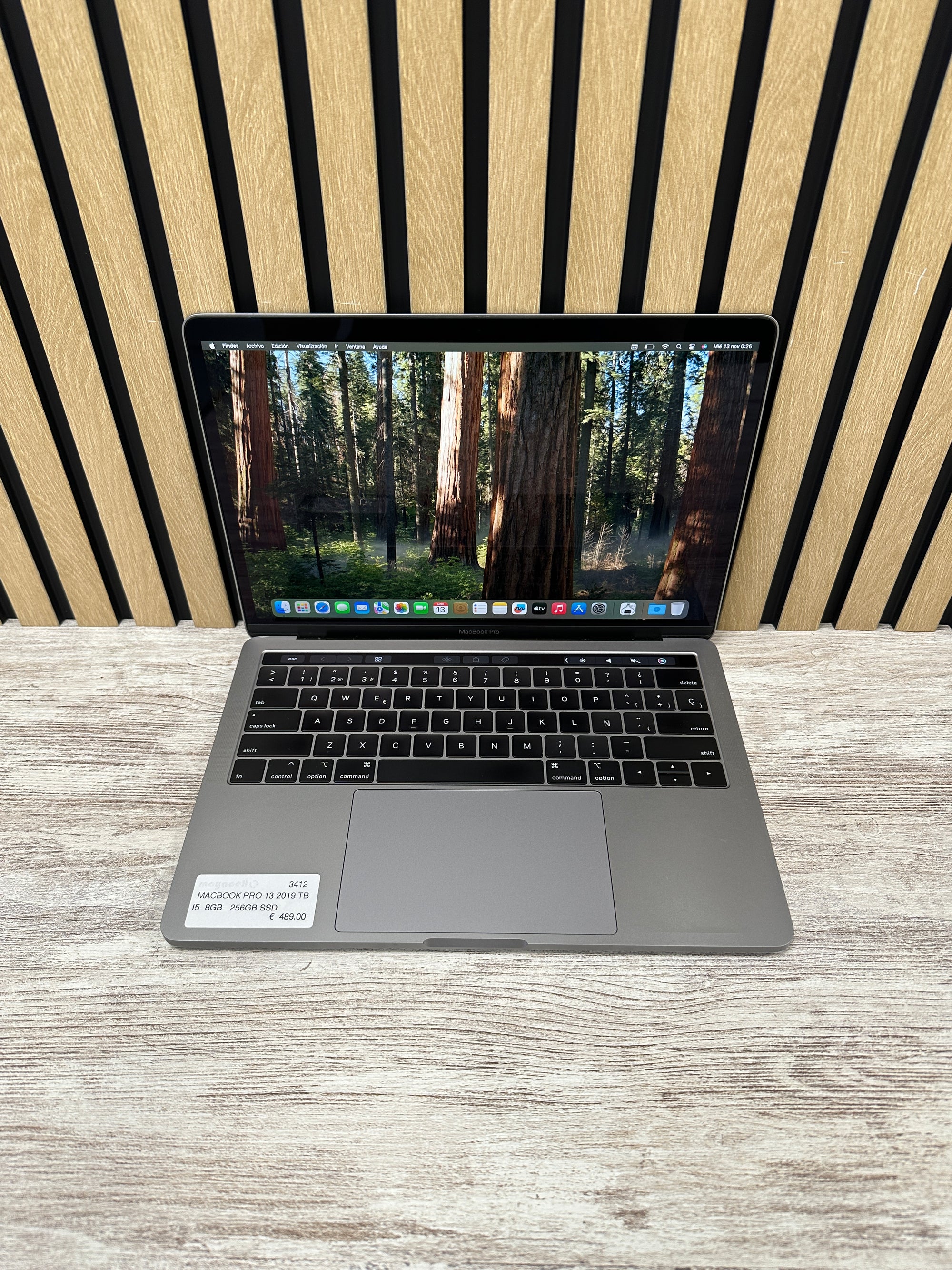 MacBook Pro 13" 2019 TB i5 8gb 256gb SSD