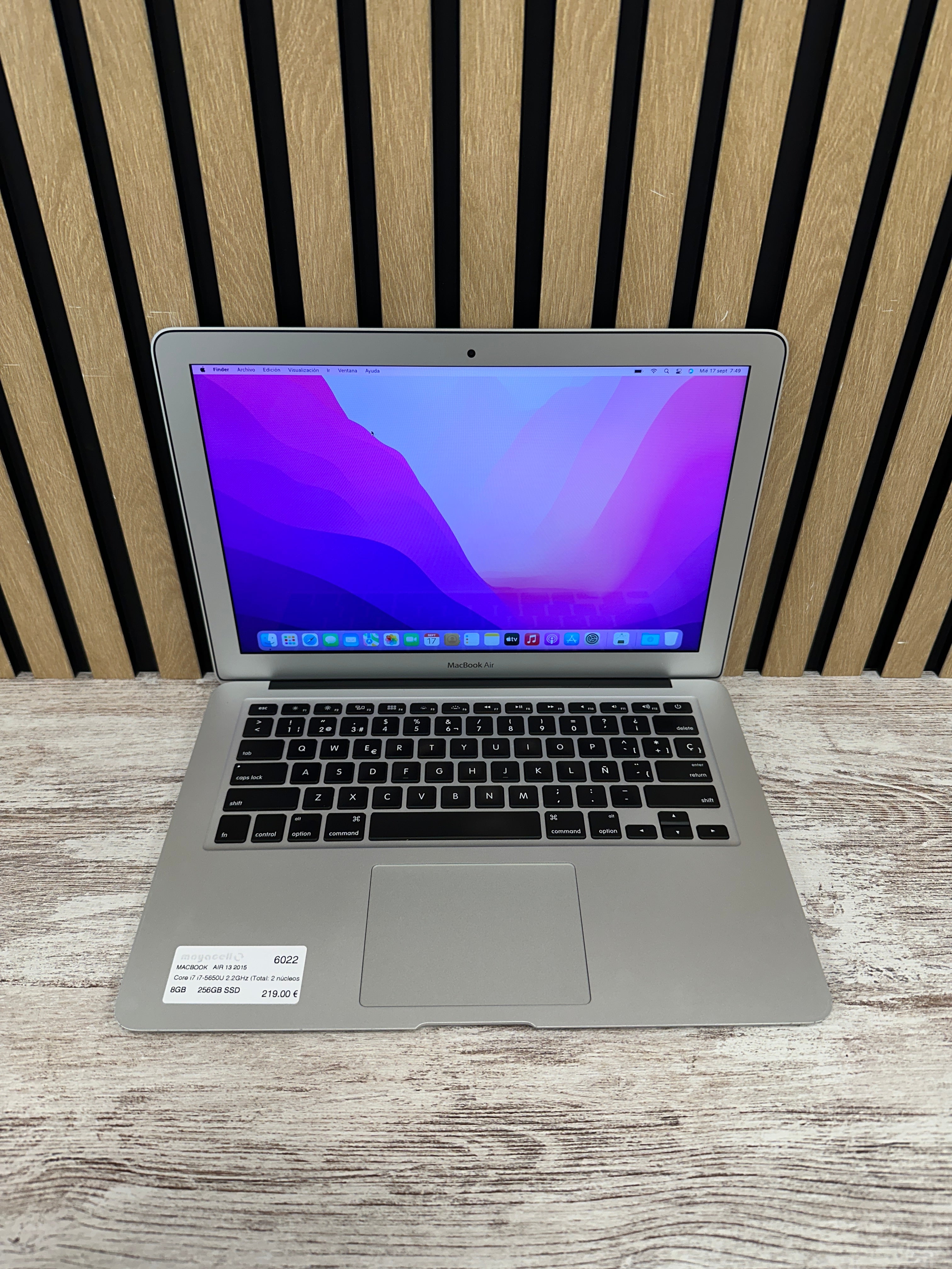 MacBook Air 13" 2015 i7 8gb 256gb SSD