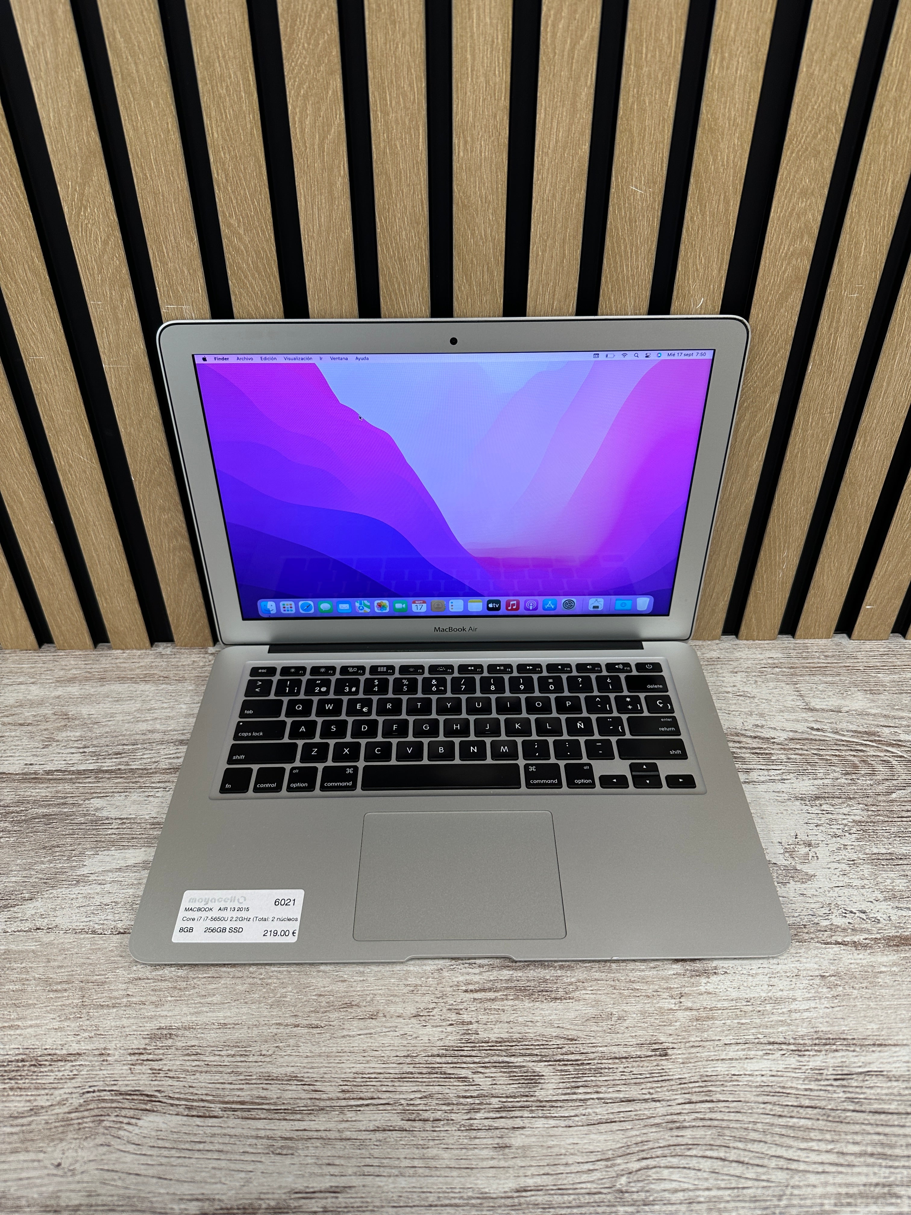 MacBook Air 13" 2015 i7 8gb 256gb SSD