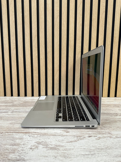 MacBook Air 13" 2013 i7 8gb 500gb SSD