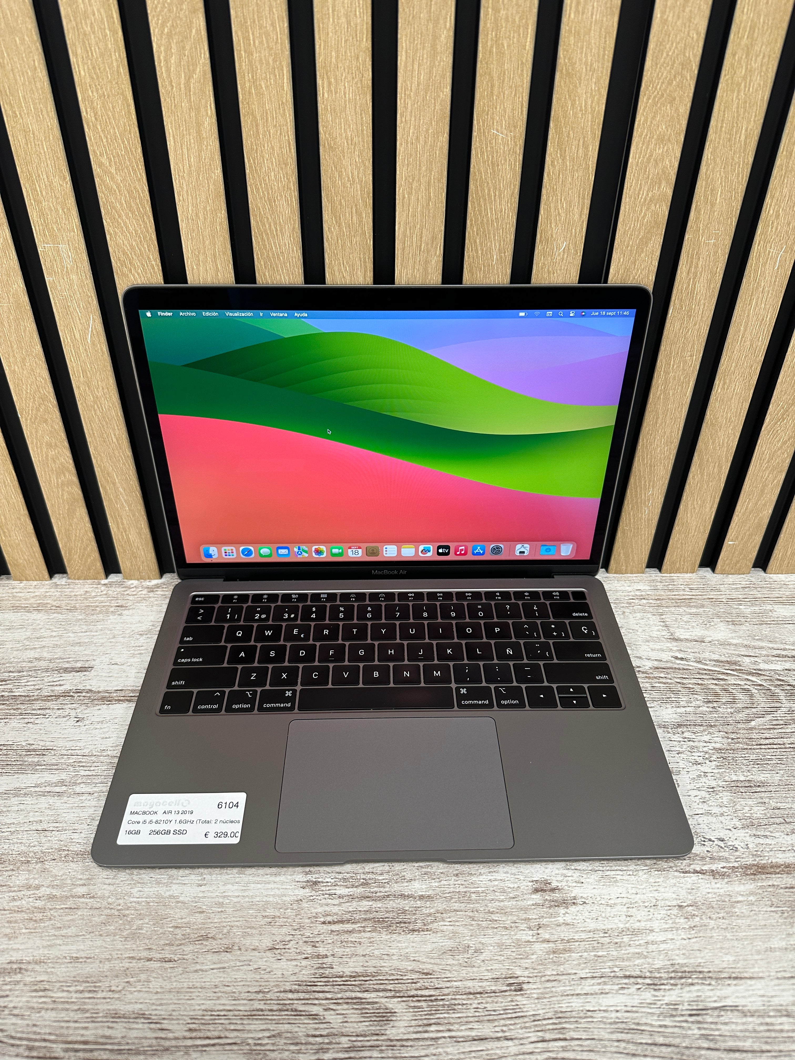 MacBook Air 13" 2019 i5 16gb 256gb SSD