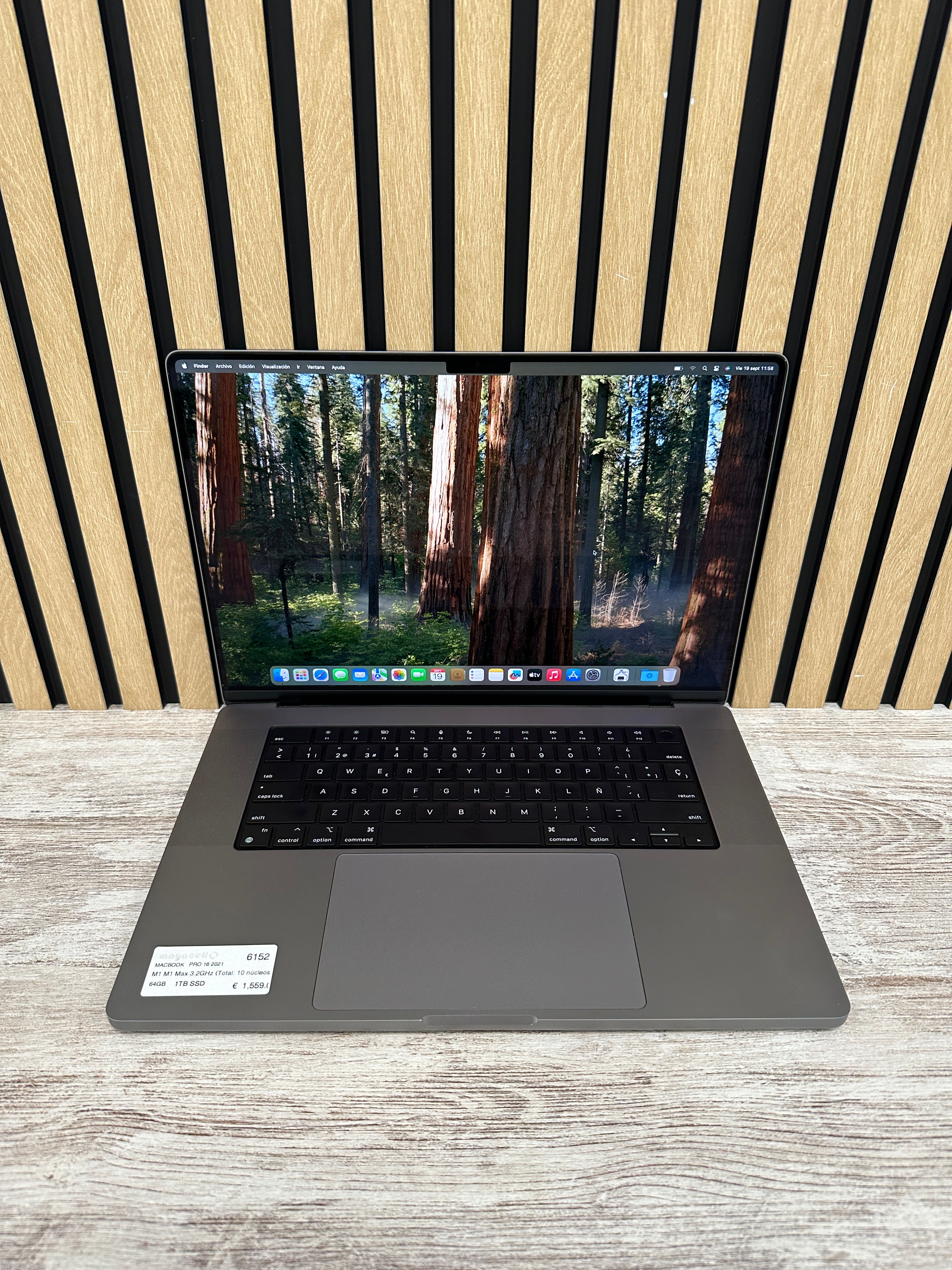 MacBook Pro 16" 2021 M1 MAX 64gb 1tb SSD