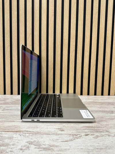 MacBook Pro 13" 2020 i7 32gb 1tb SSD