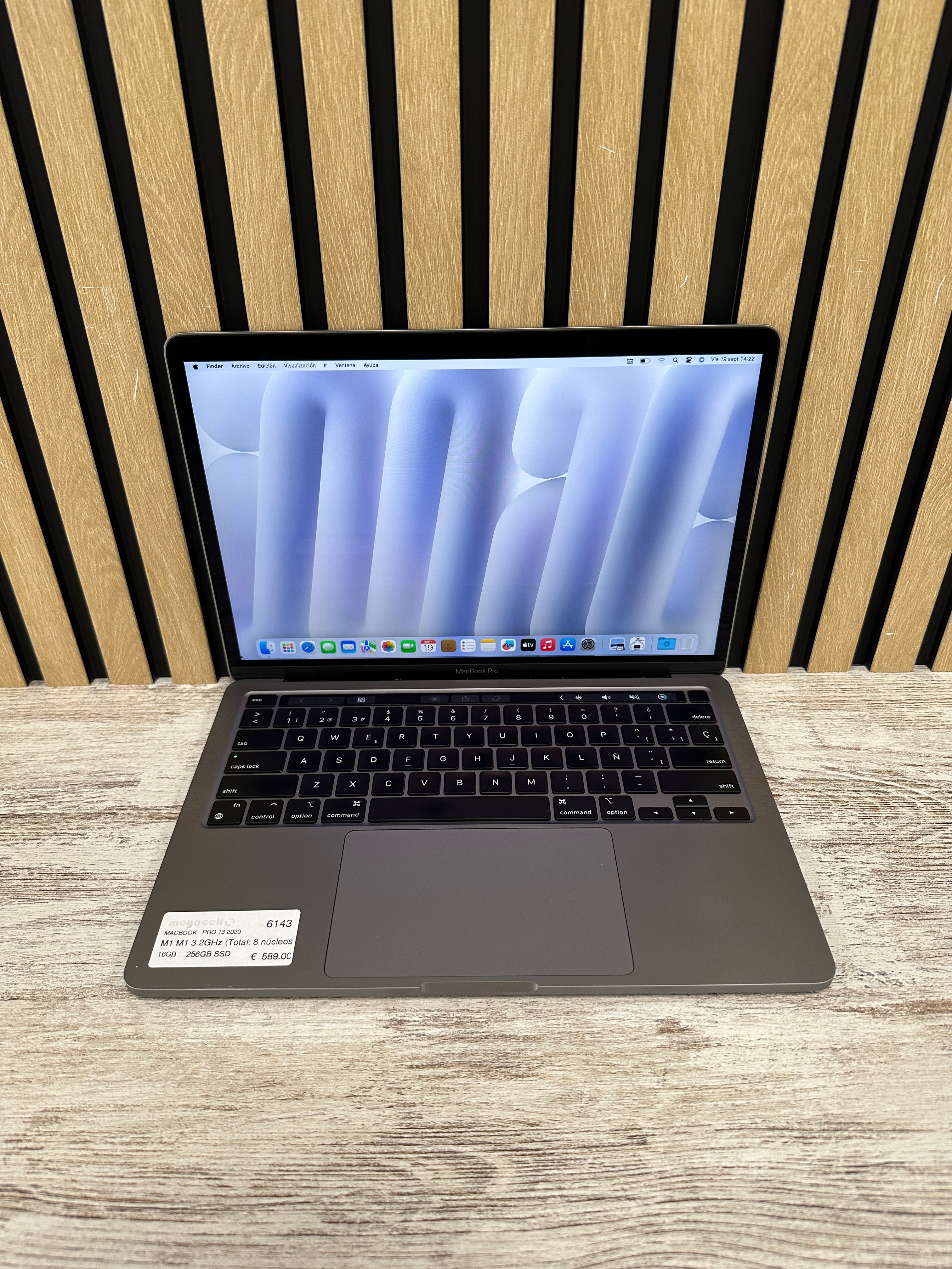 MacBook Pro 13" 2020 M1 16gb 256gb SSD
