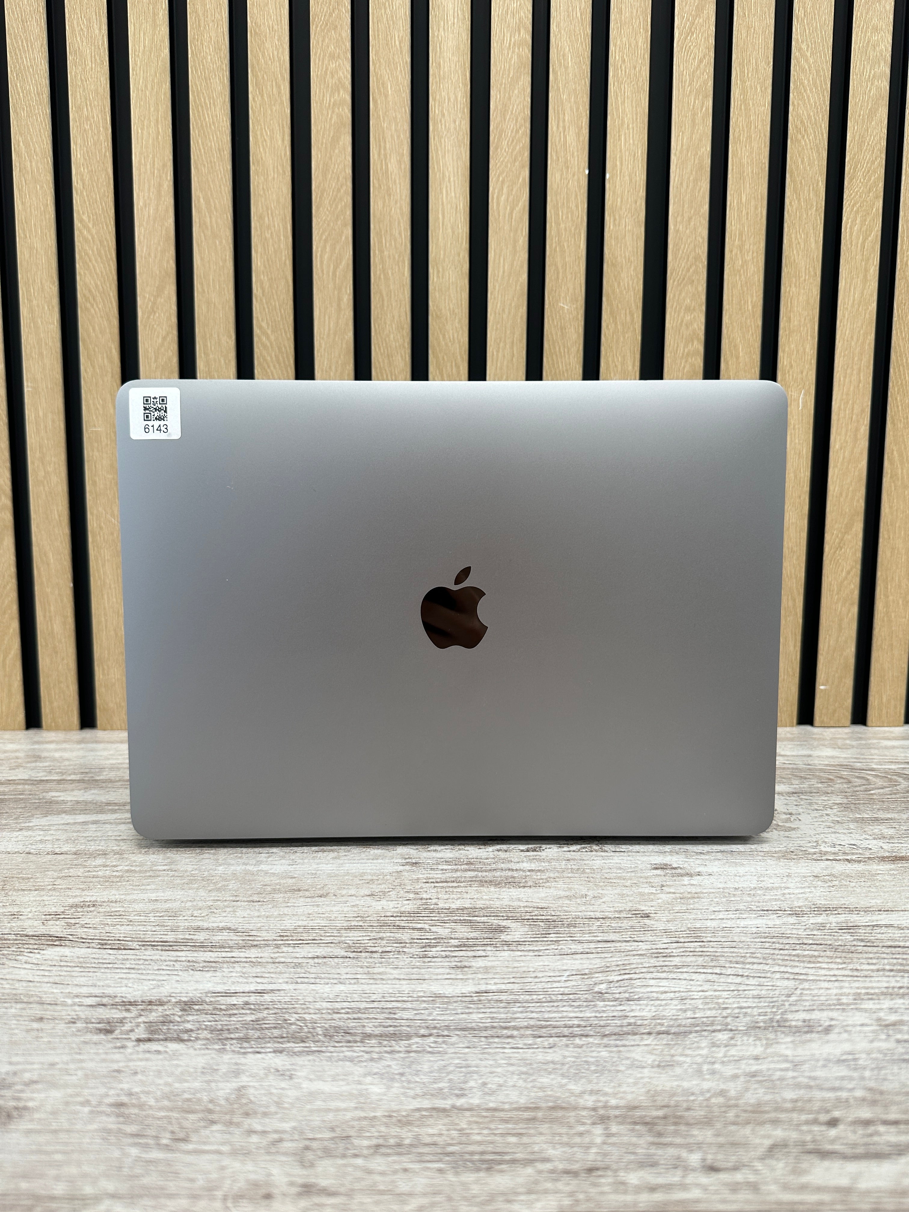 MacBook Pro 13" 2020 M1 16gb 256gb SSD