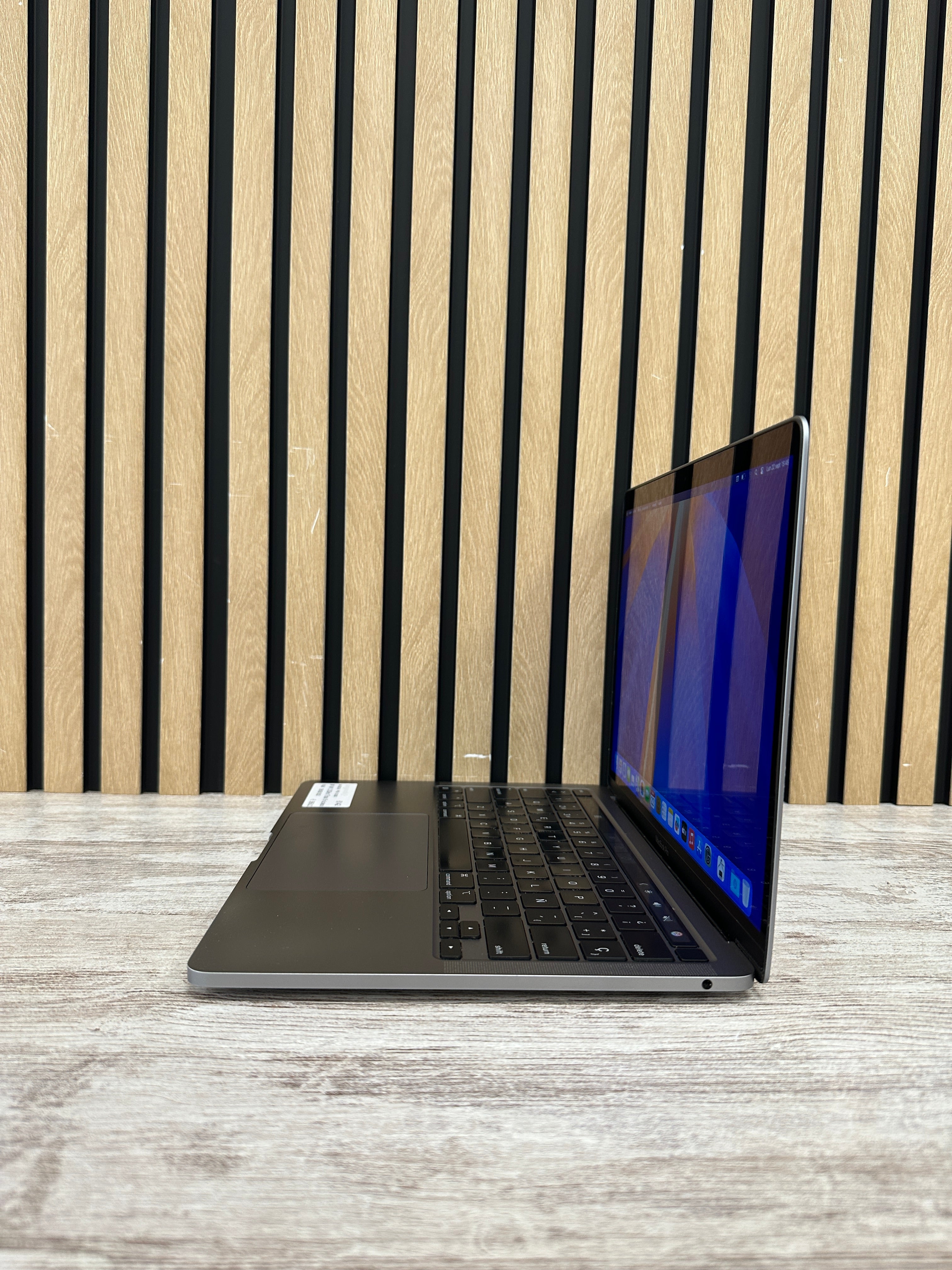 MacBook Pro 13" 2020 M1 16gb 256gb SSD