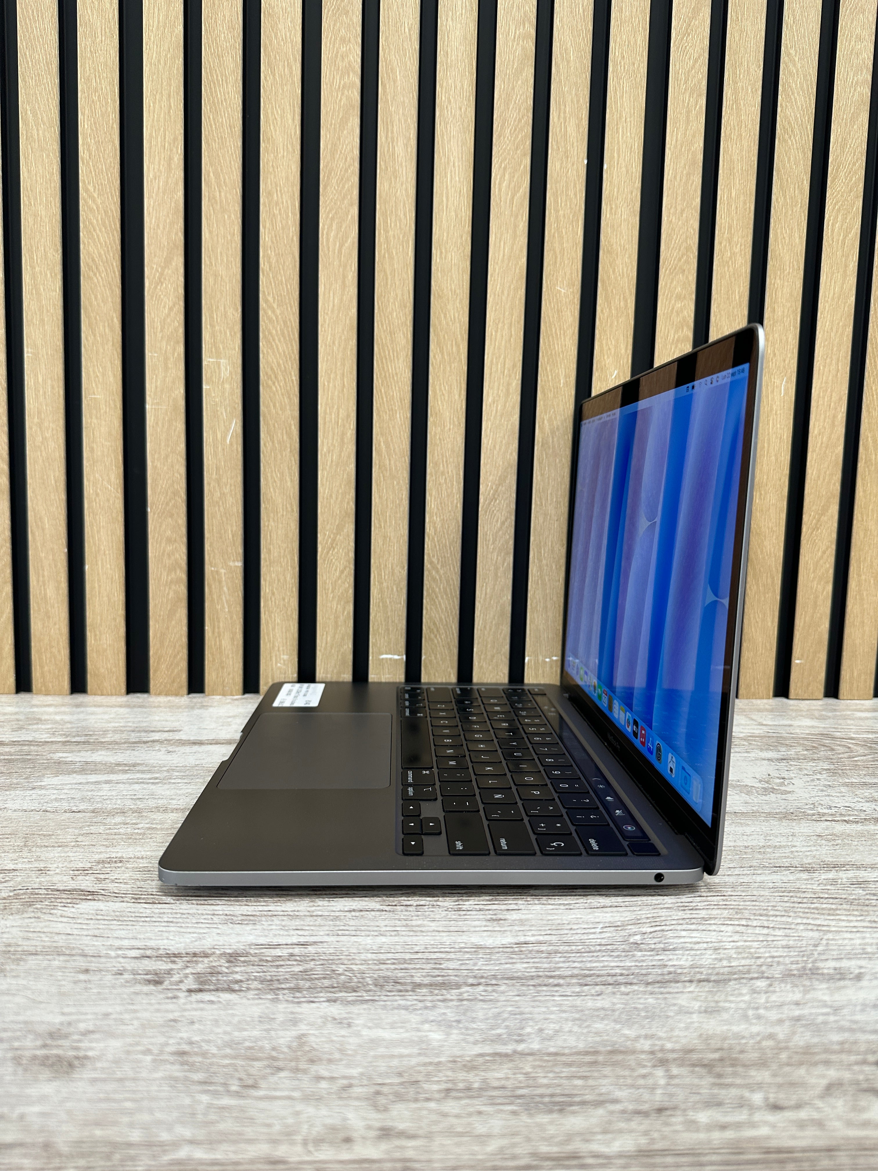 MacBook Pro 13" 2020 M1 8gb 500gb SSD