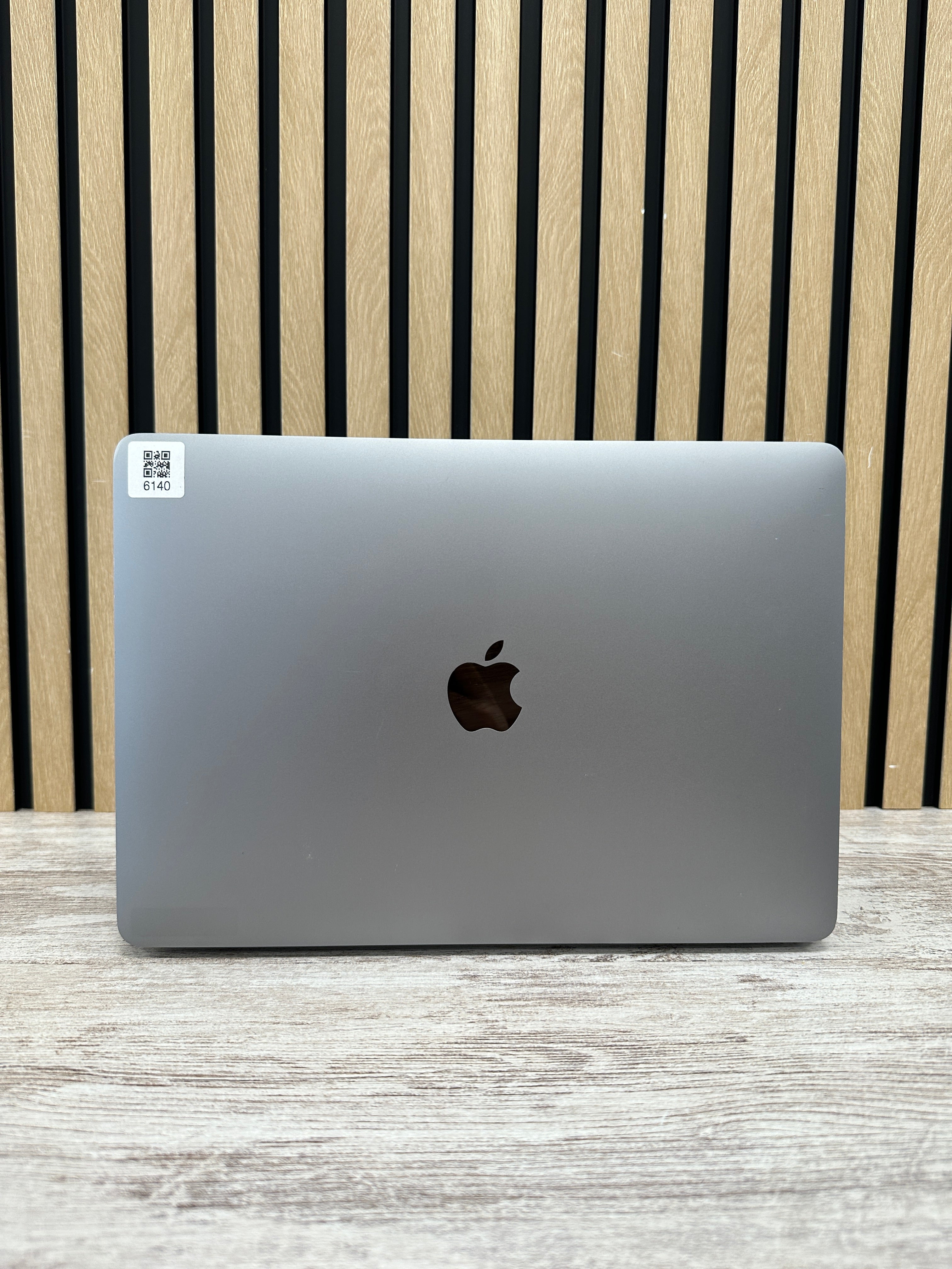 MacBook Pro 13" 2020 M1 8gb 500gb SSD
