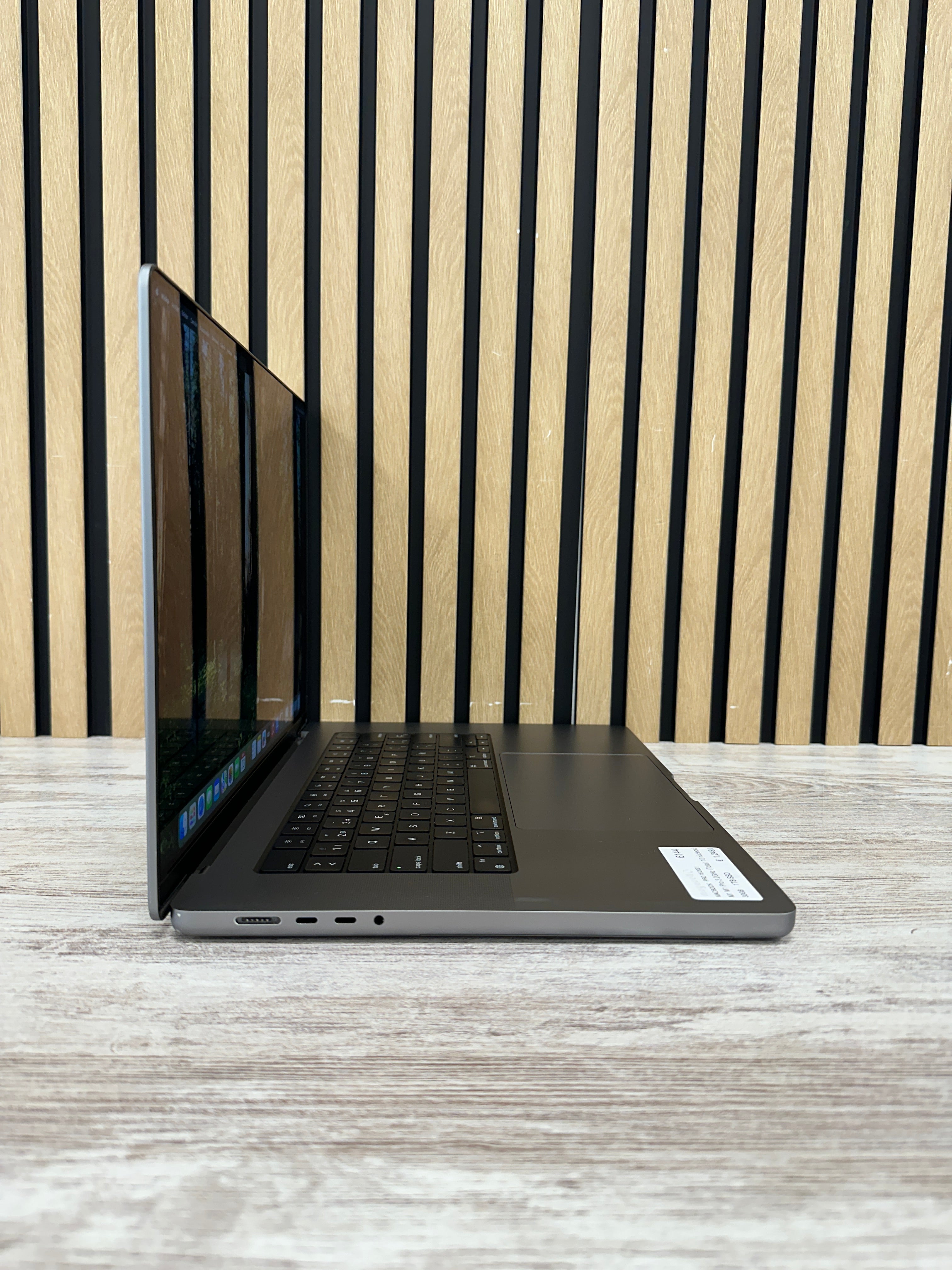 MacBook Pro 16" 2021 M1 PRO 32gb 1tb SSD