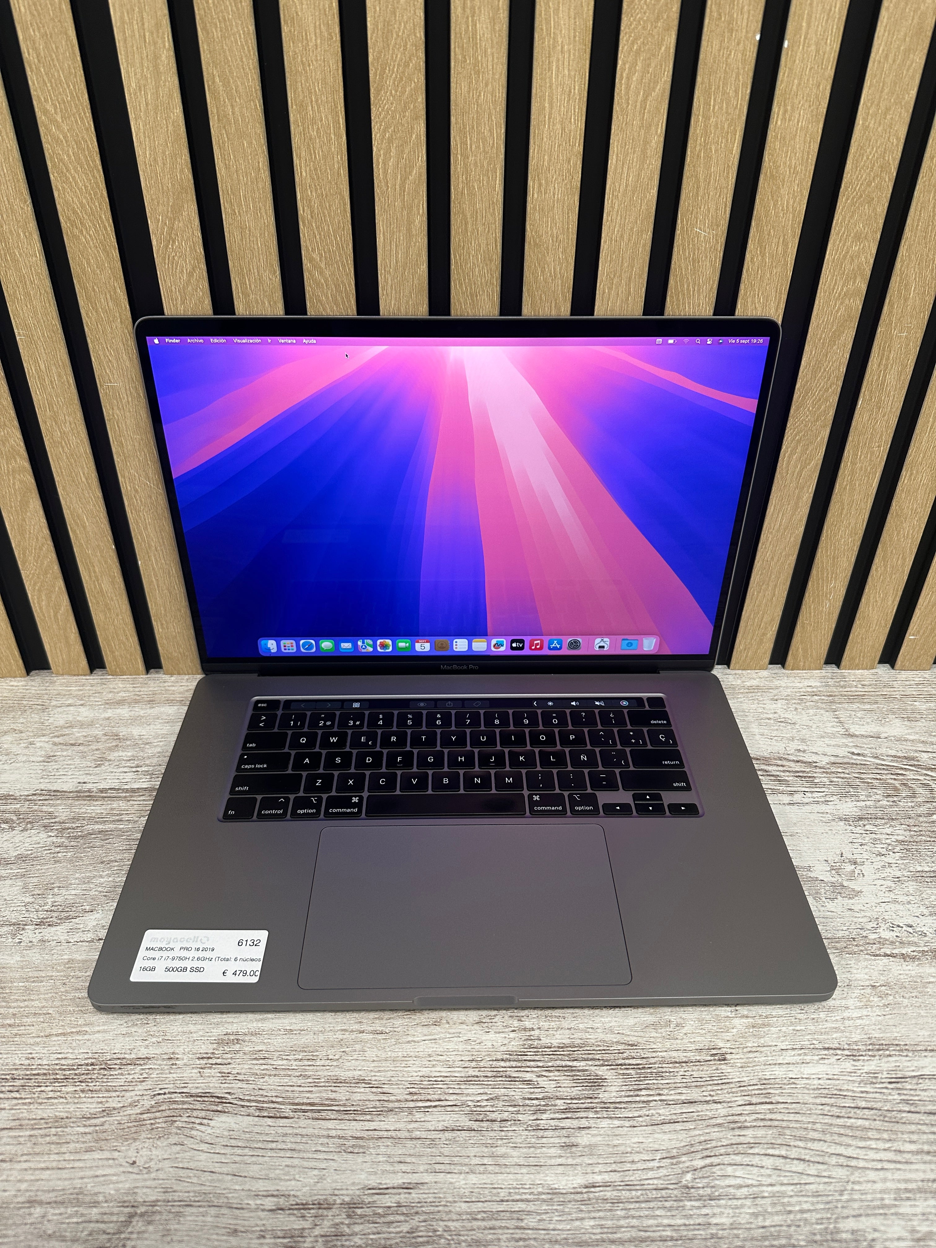 MacBook Pro 16" 2019 i7 16gb 500gb SSD