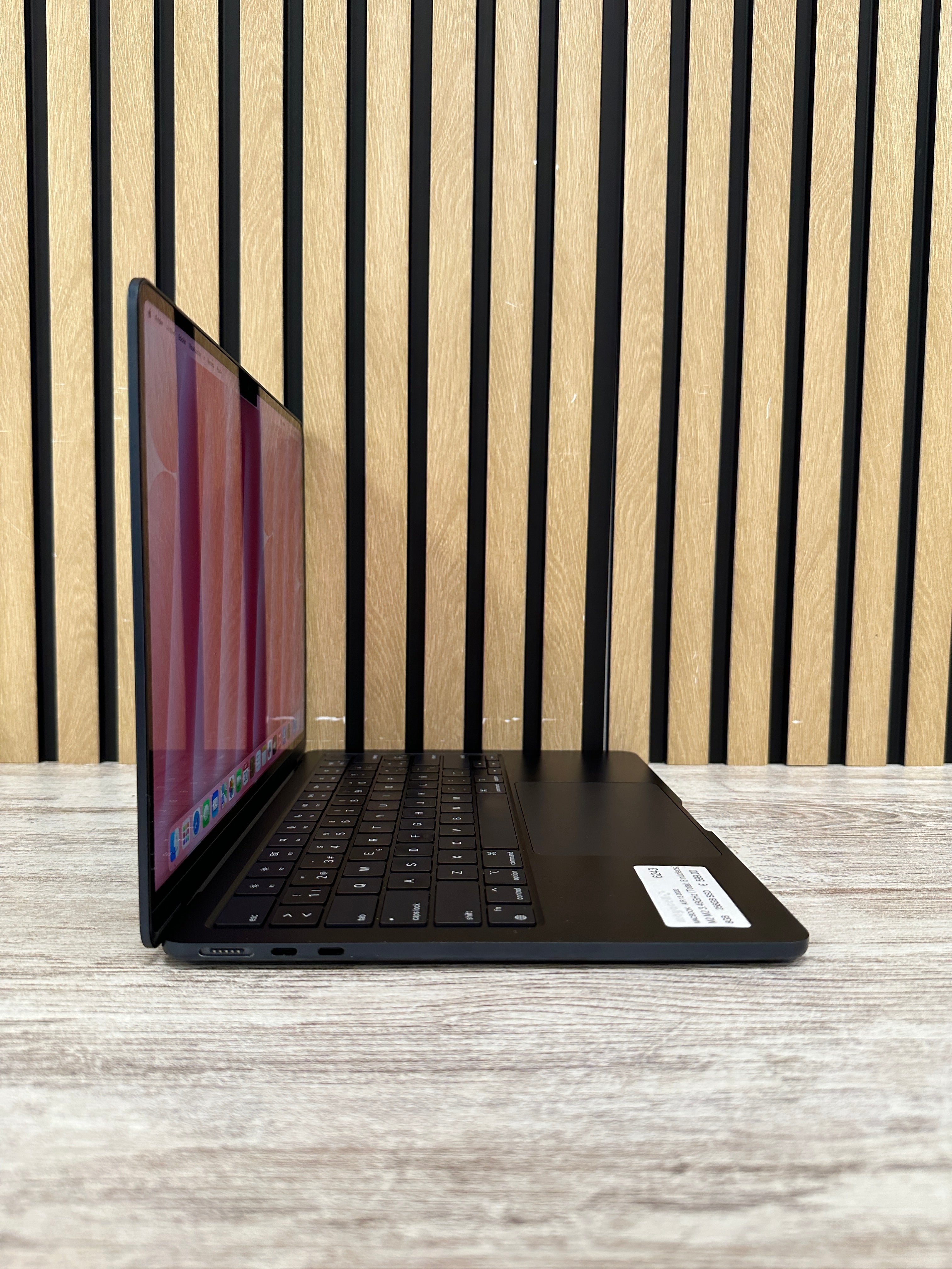 MacBook Air 13" 2022 M2 8gb 256gb SSD