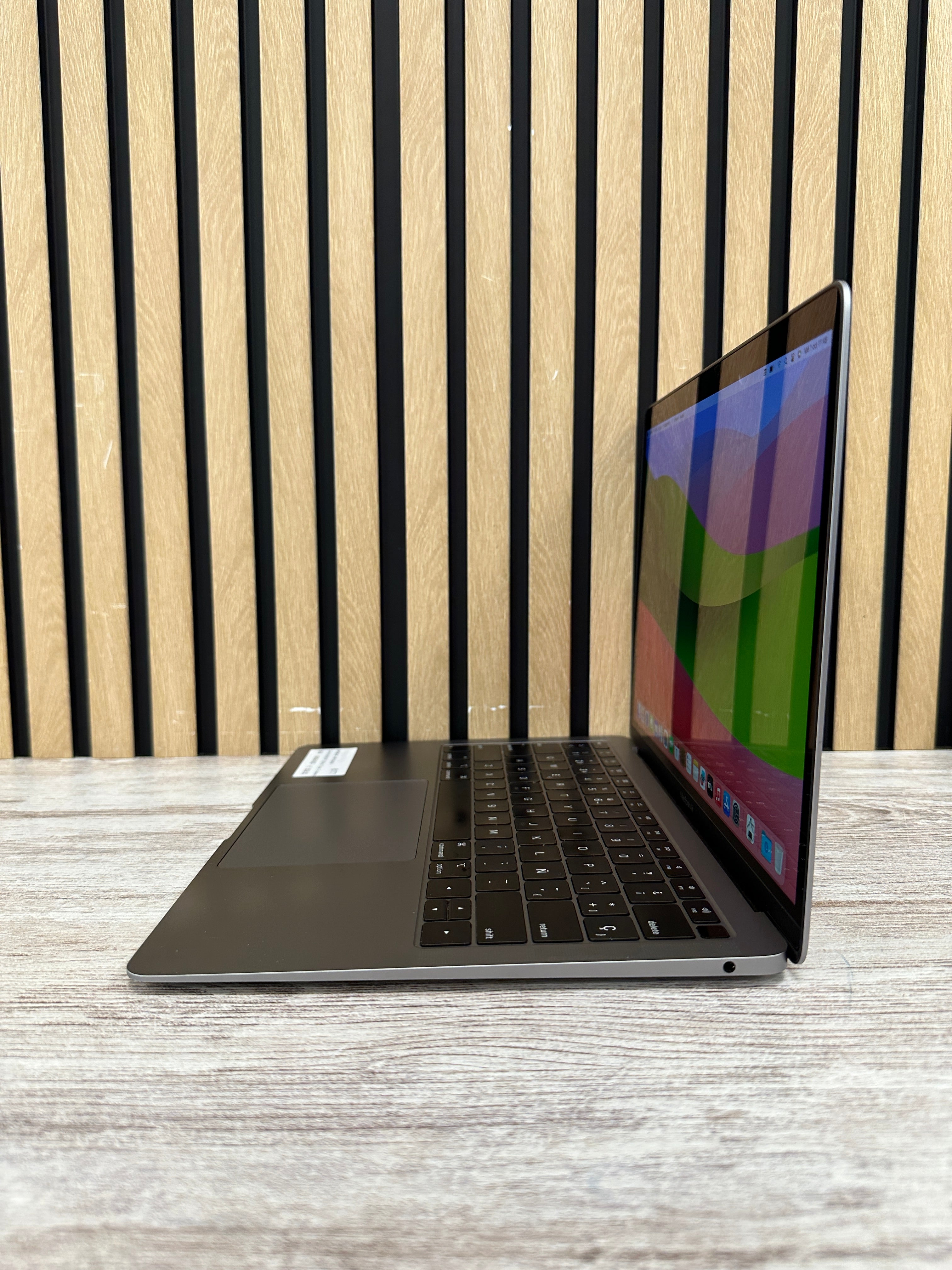 MacBook Air 13" 2019 i5 8gb 256gb SSD