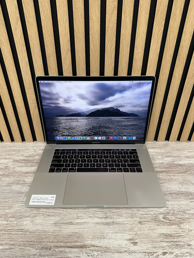 MacBook Pro 15" 2019 i7 16gb 500gb SSD