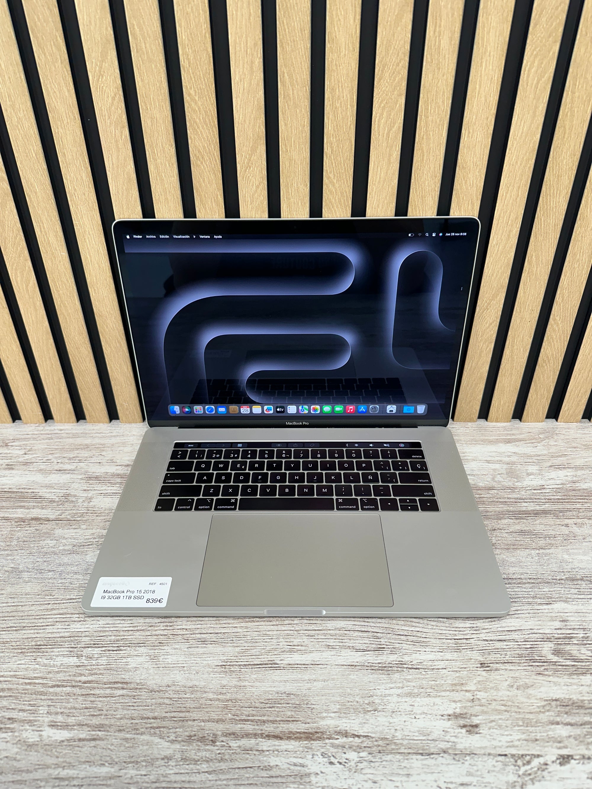 MacBook Pro 15" 2018 i9 32gb 1tb SSD