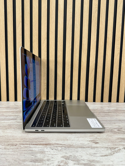 MacBook Pro 13" 2020 TB i7 32gb 1tb SSD