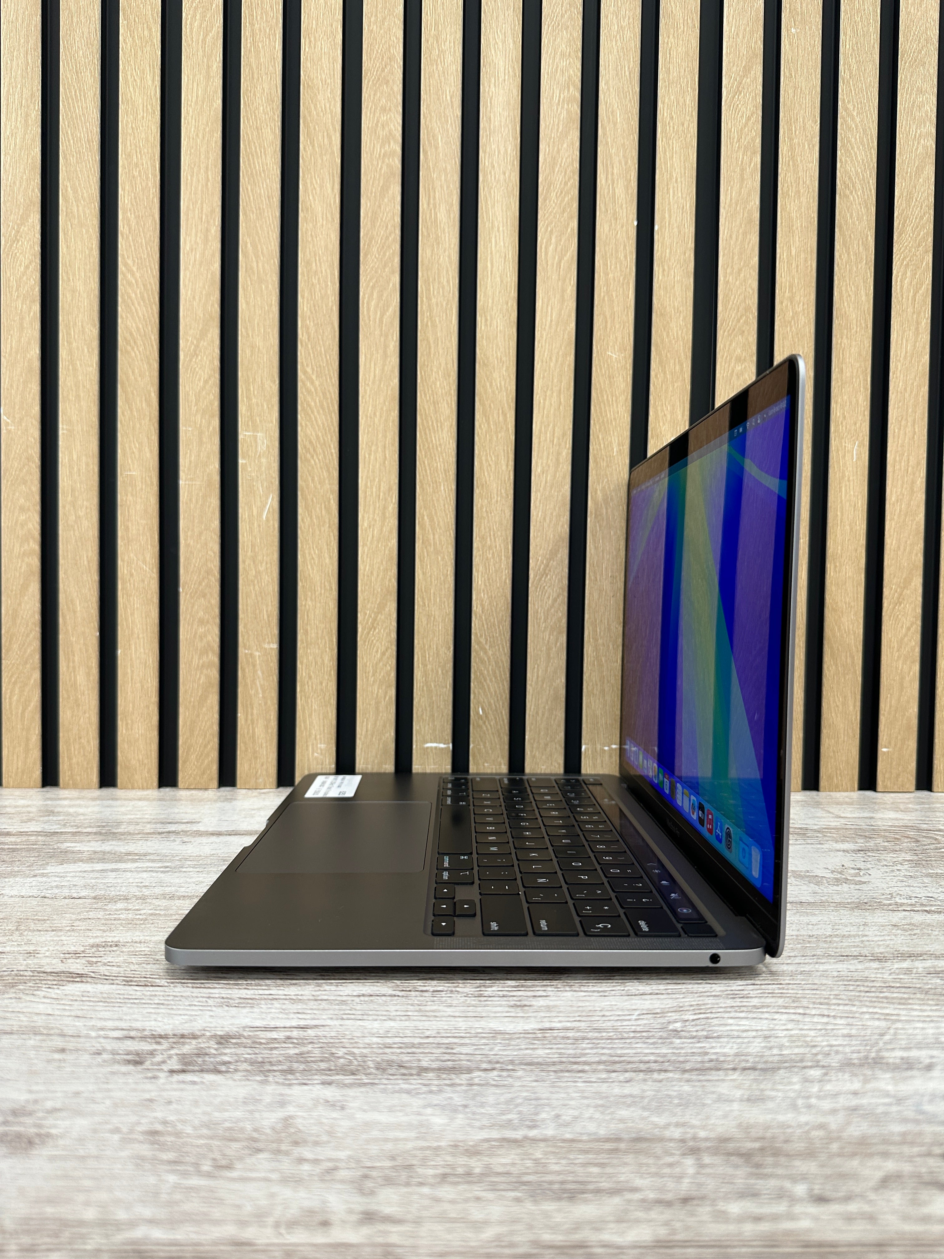 MacBook Pro 13" 2020 M1 8gb 256gb SSD