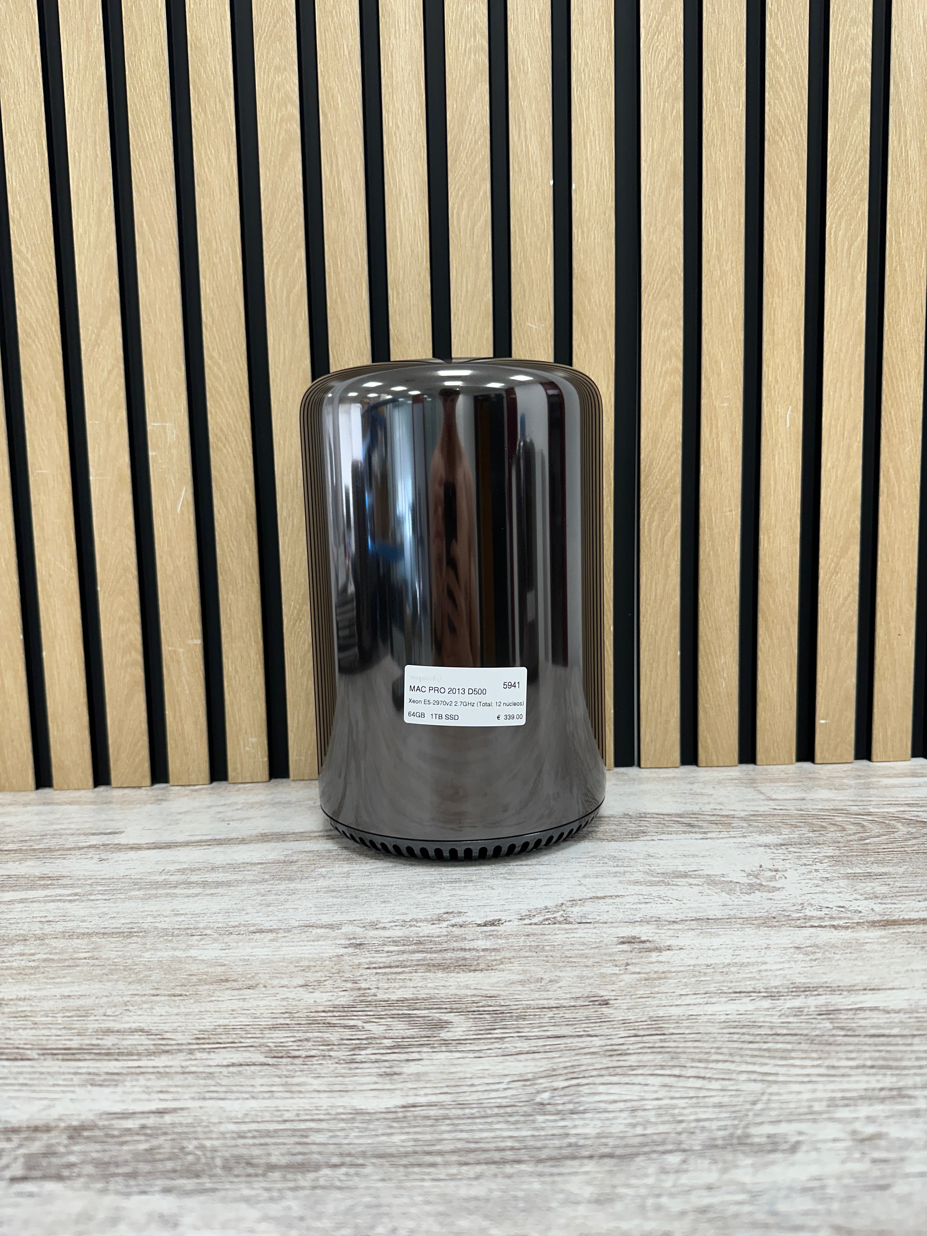 Mac Pro 2013 D500 XEON E5 64gb 1tb SSD