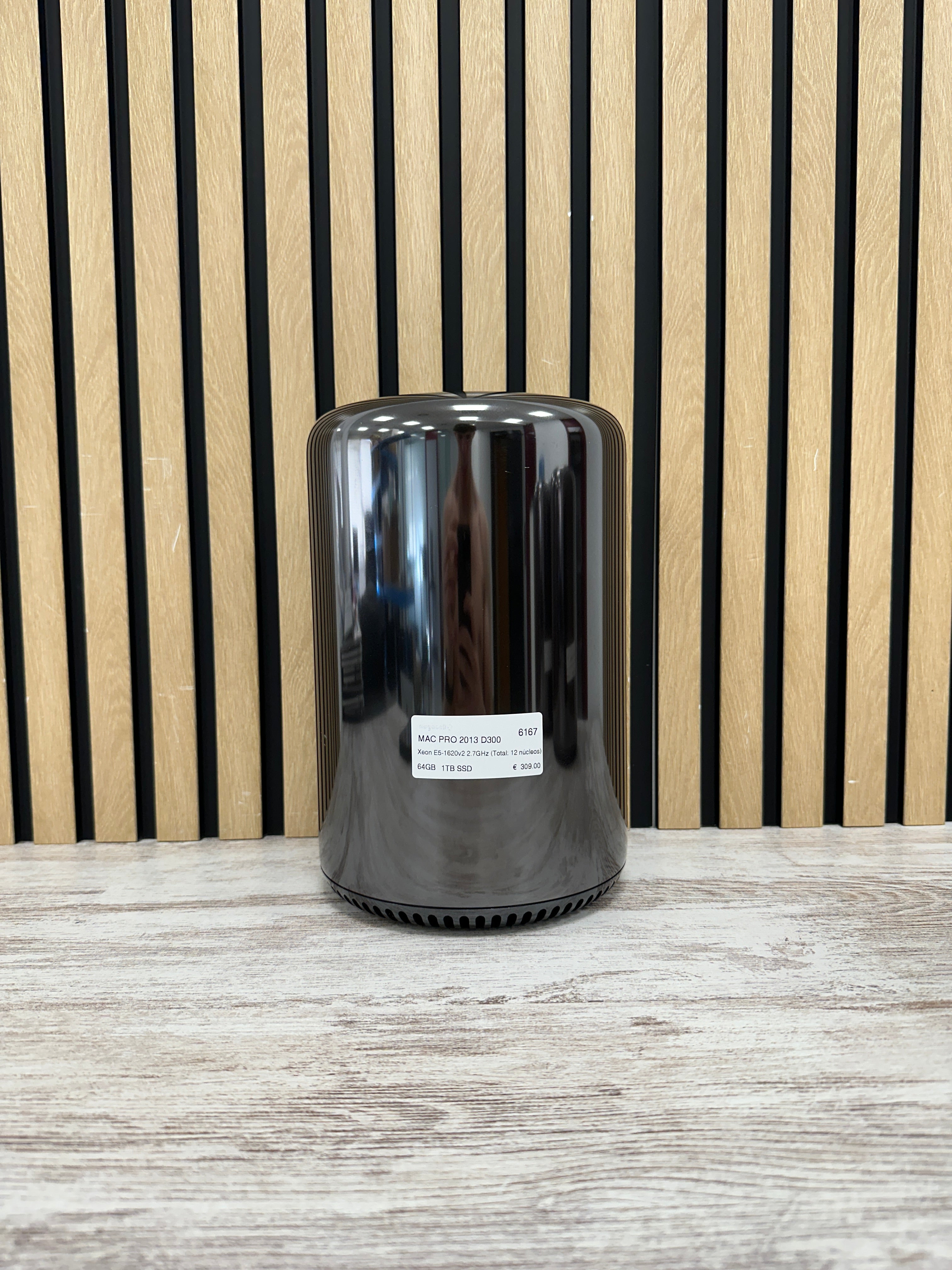 Mac Pro 2013 D300 XEON E5 64gb 1tb SSD