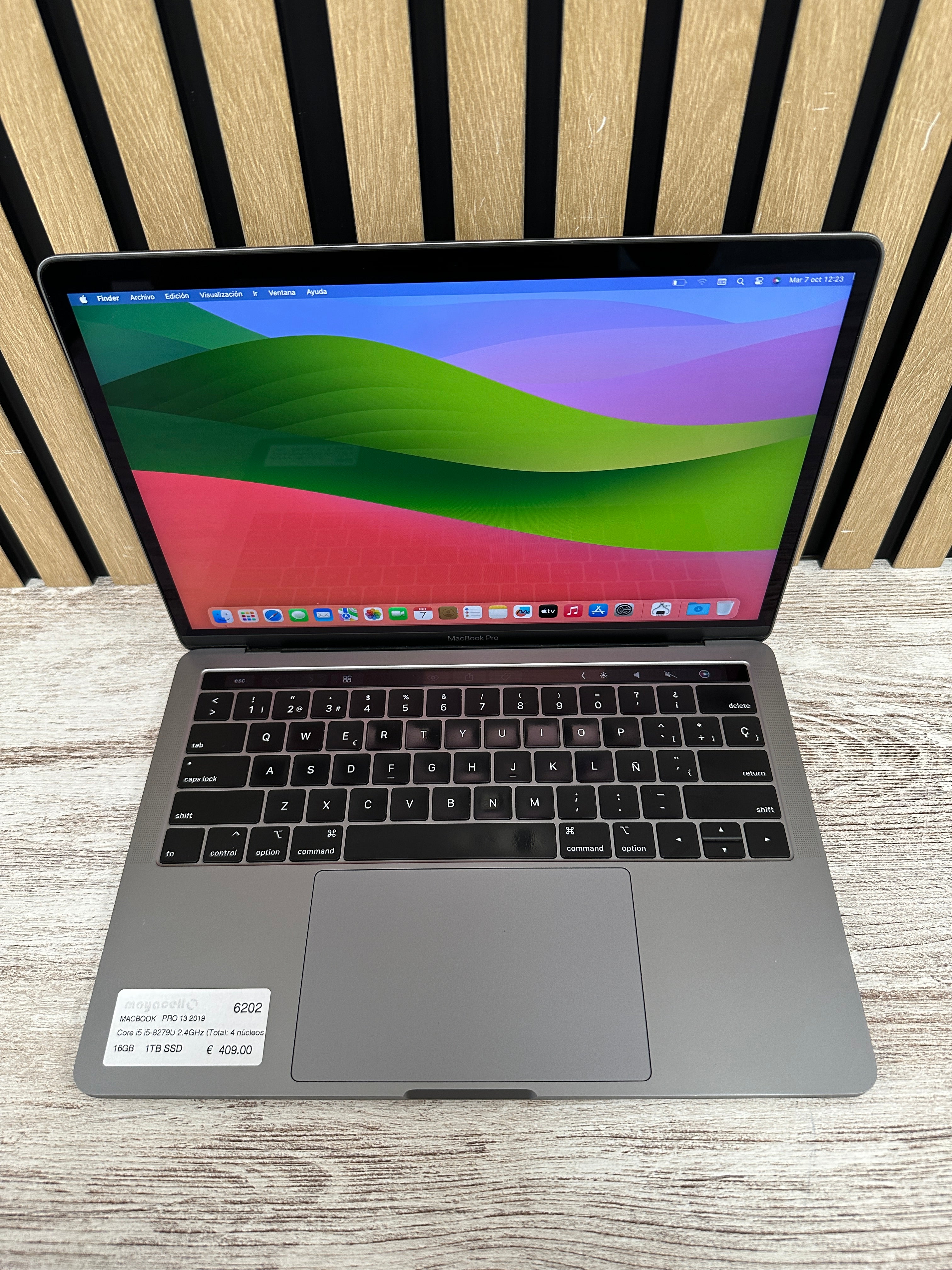 MacBook Pro 13" 2019 i5 16gb 1tb SSD
