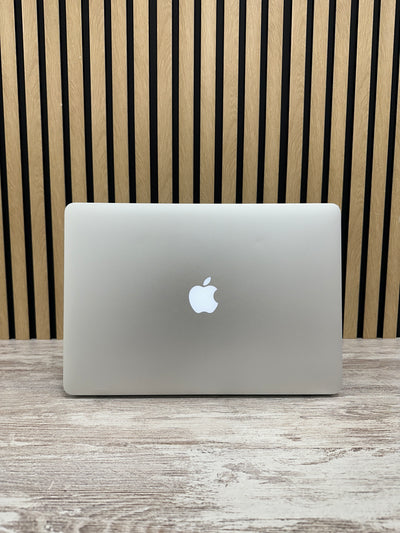 MacBook Pro 15" 2015 i7 16gb 500gb SSD