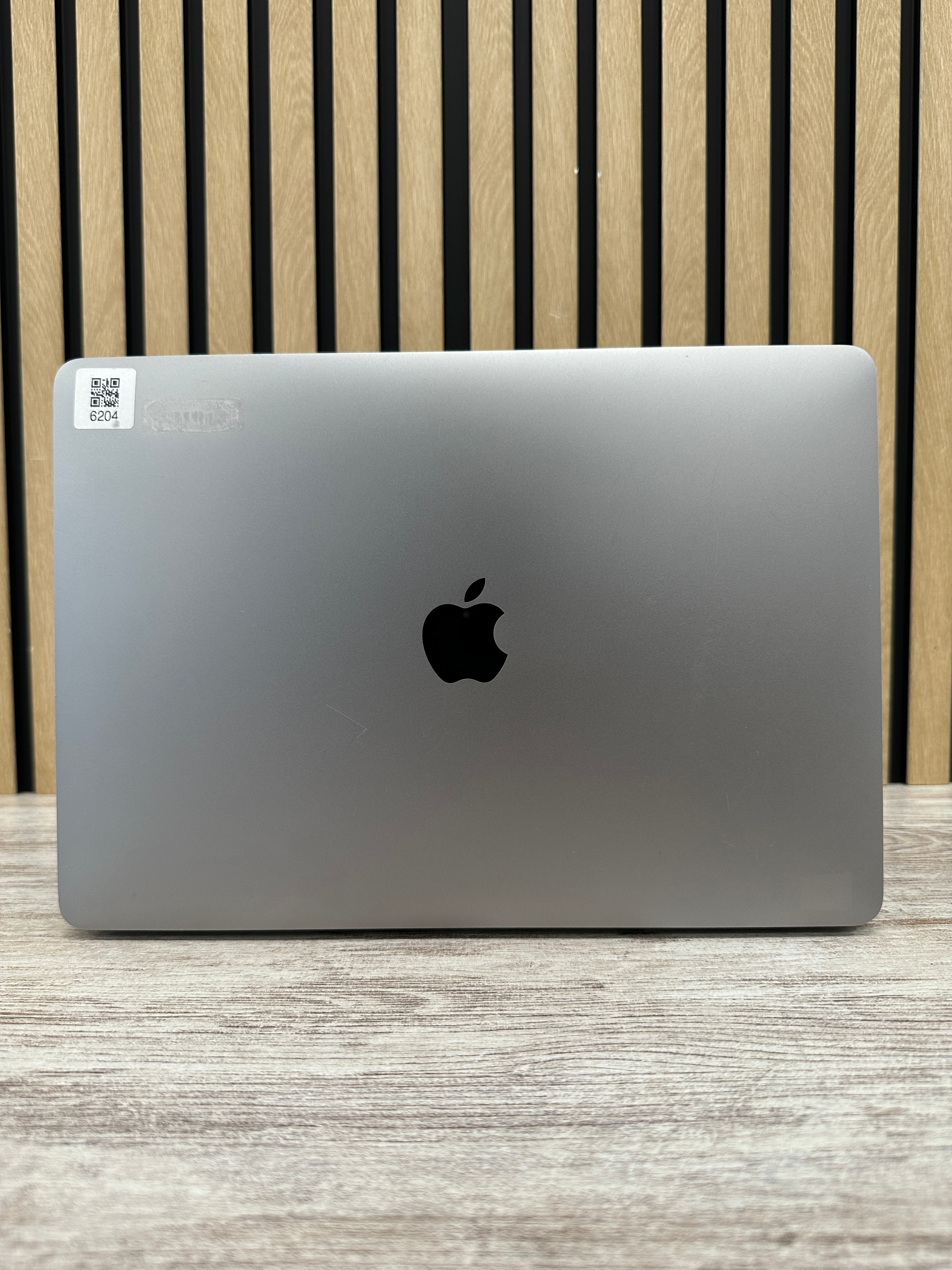 MacBook Pro 13" 2018 i7 16gb 1tb SSD