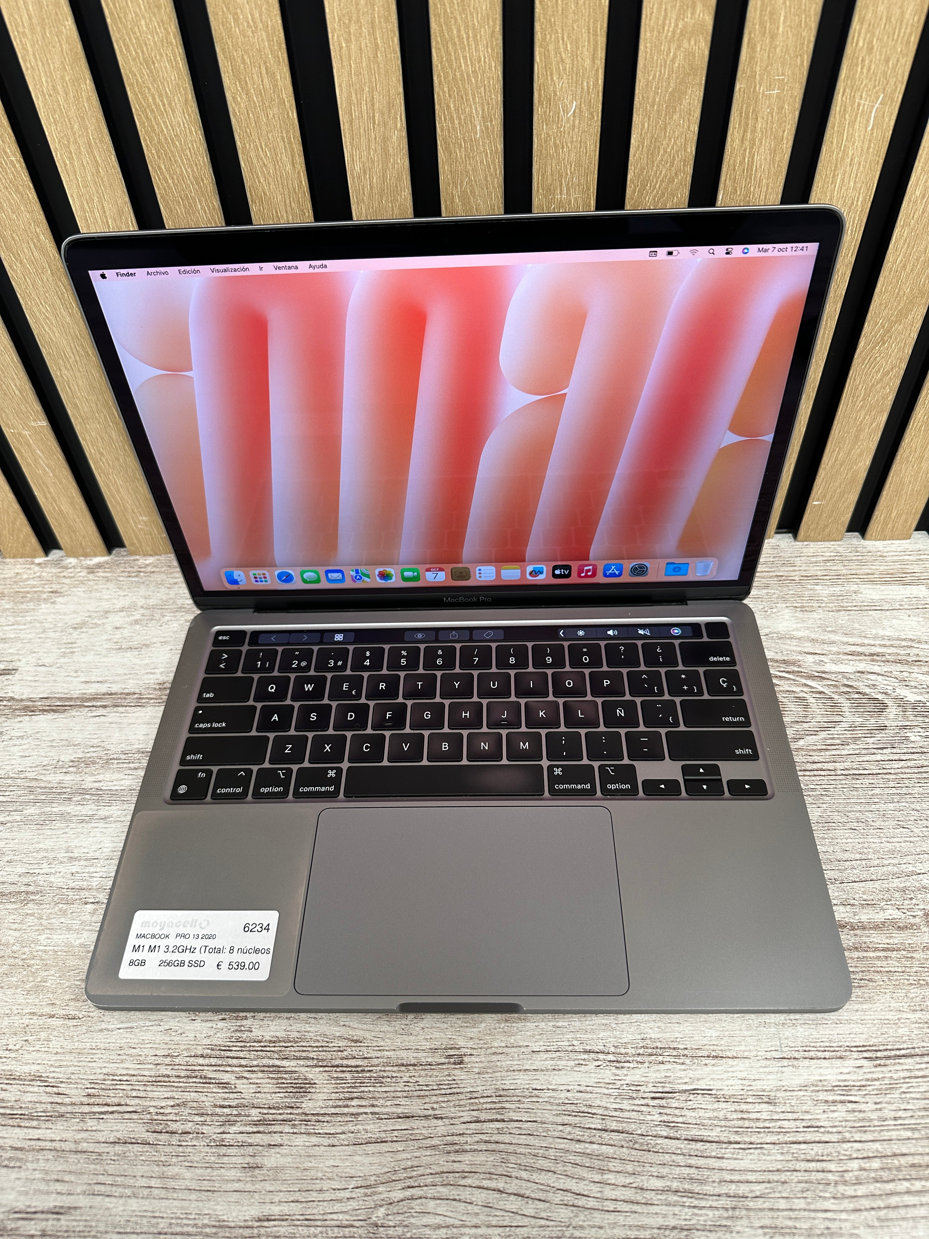 MacBook Pro 13" 2020 M1 8gb 256gb SSD
