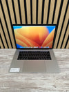 MacBook Pro 15" 2017 i7 16gb 1tb SSD