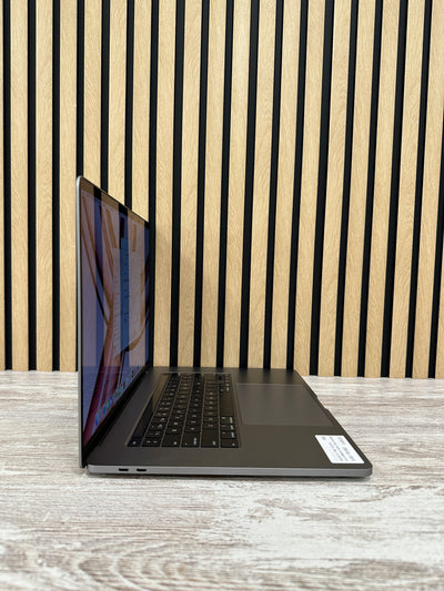 MacBook Pro 16" 2019 i9 32gb 1tb SSD