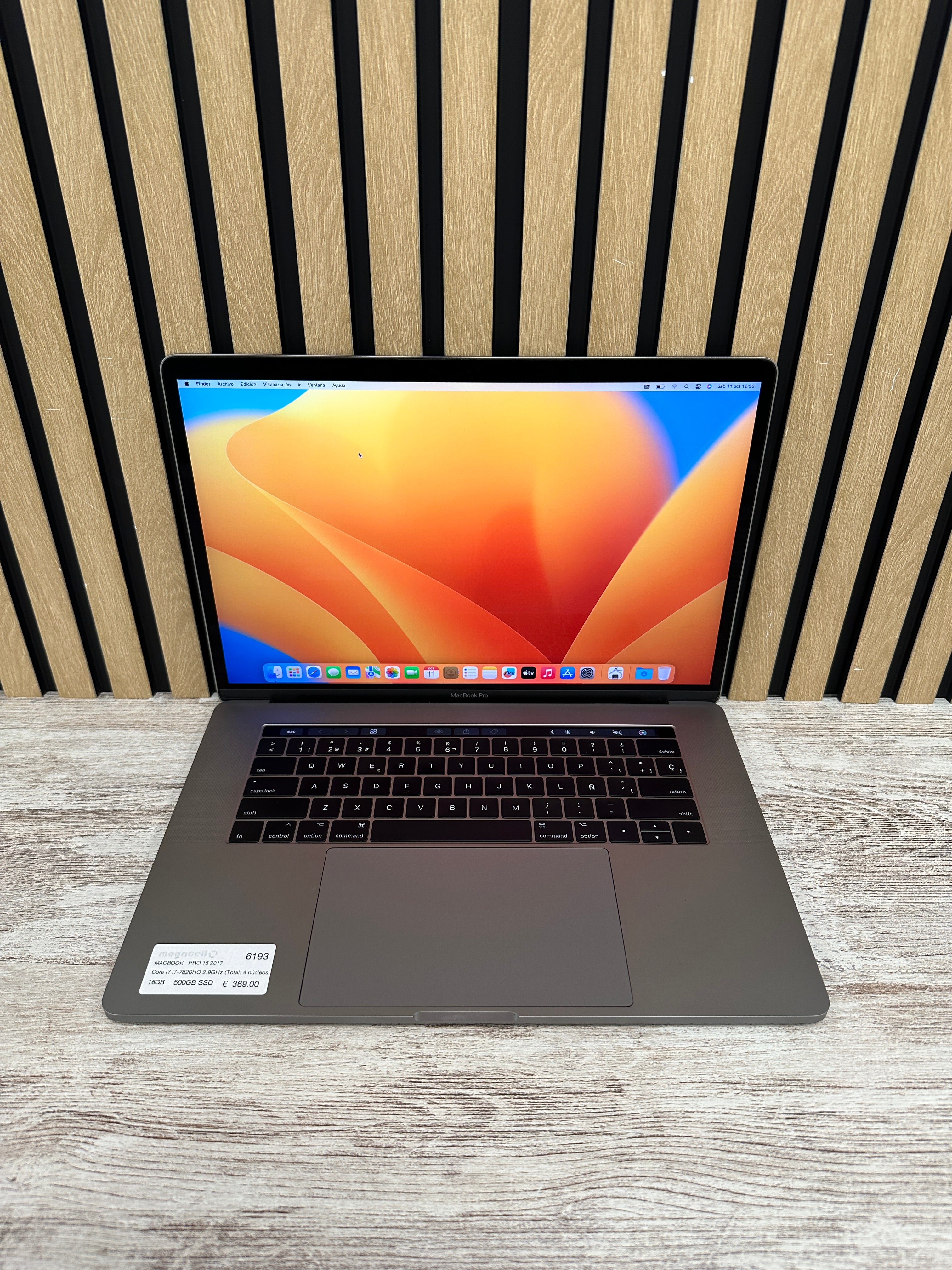 MacBook Pro 15" 2017 i7 16gb 500gb SSD