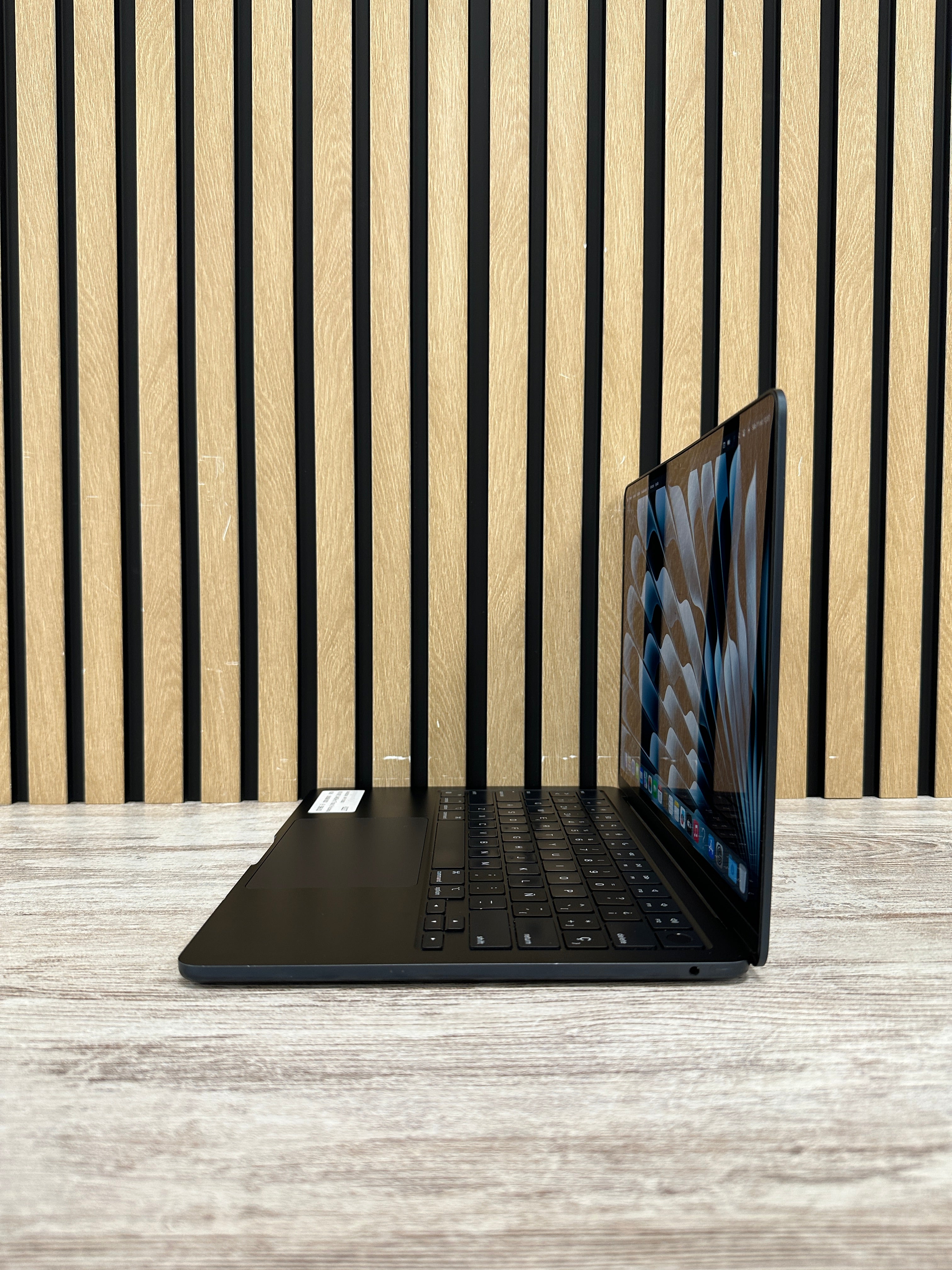 MacBook Air 13" 2022 M2 8gb 256gb SSD