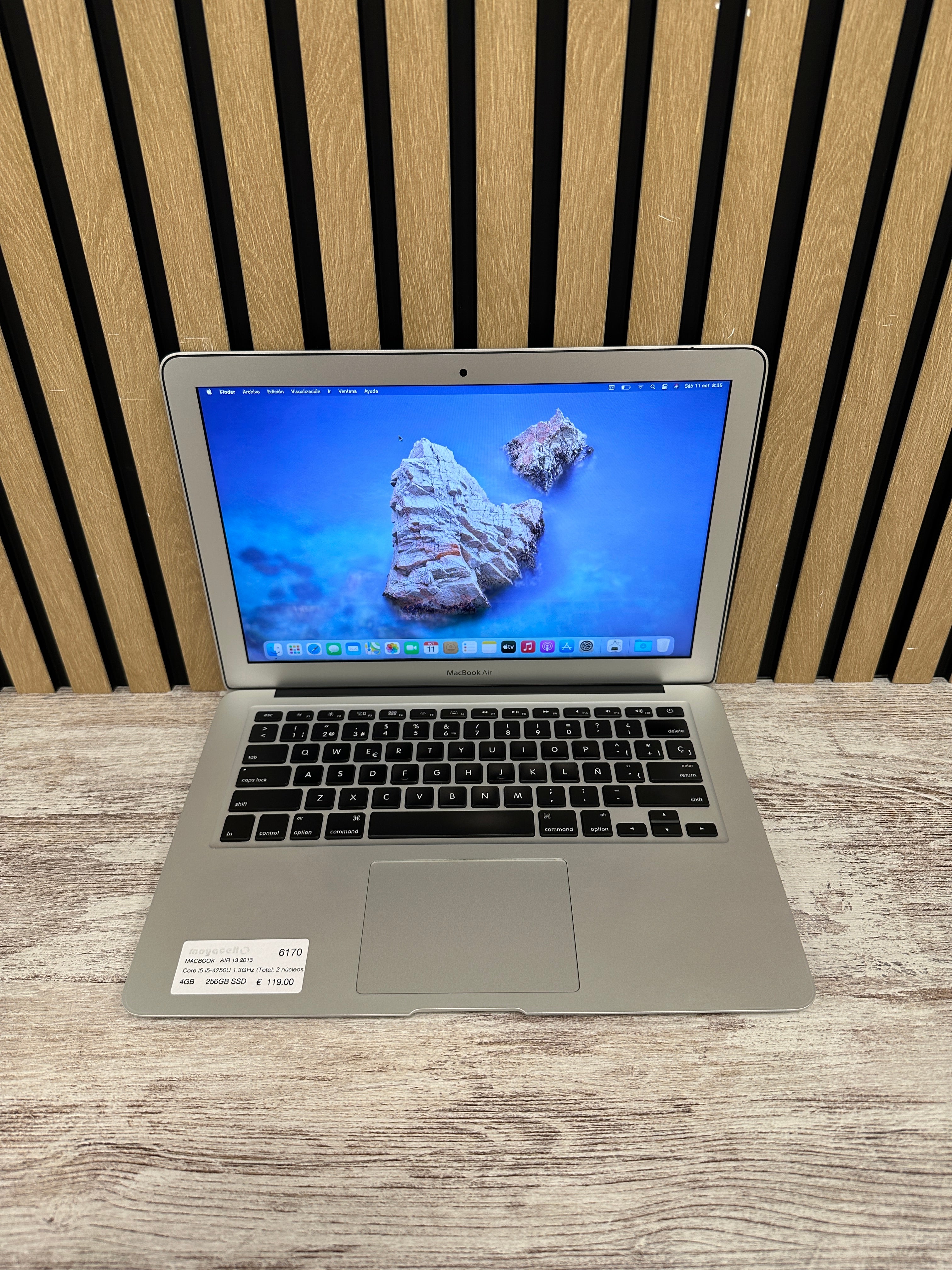 MacBook Air 13" 2013 i5 4gb 256gb SSD