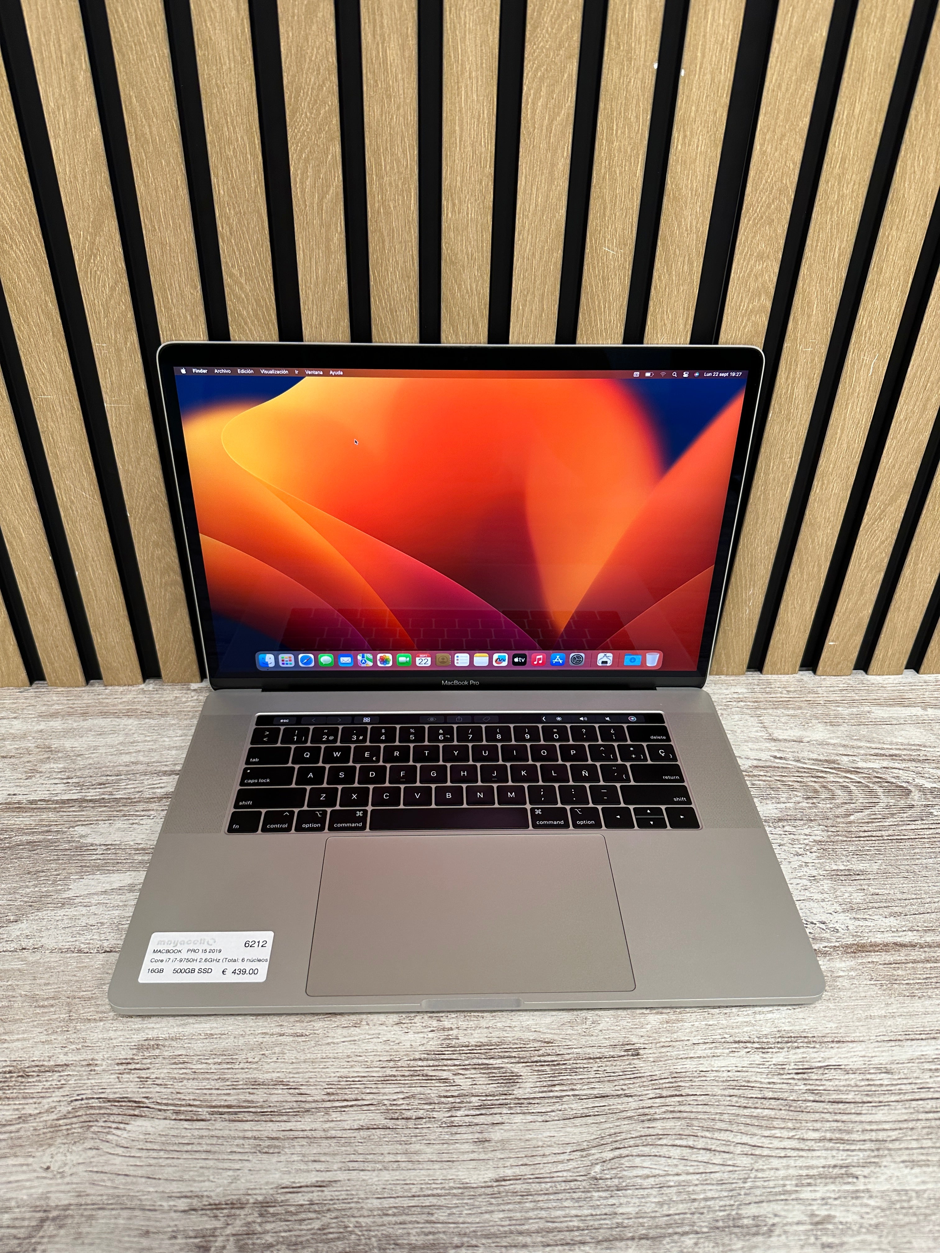 MacBook Pro 15" 2019 i7 16gb 500gb SSD