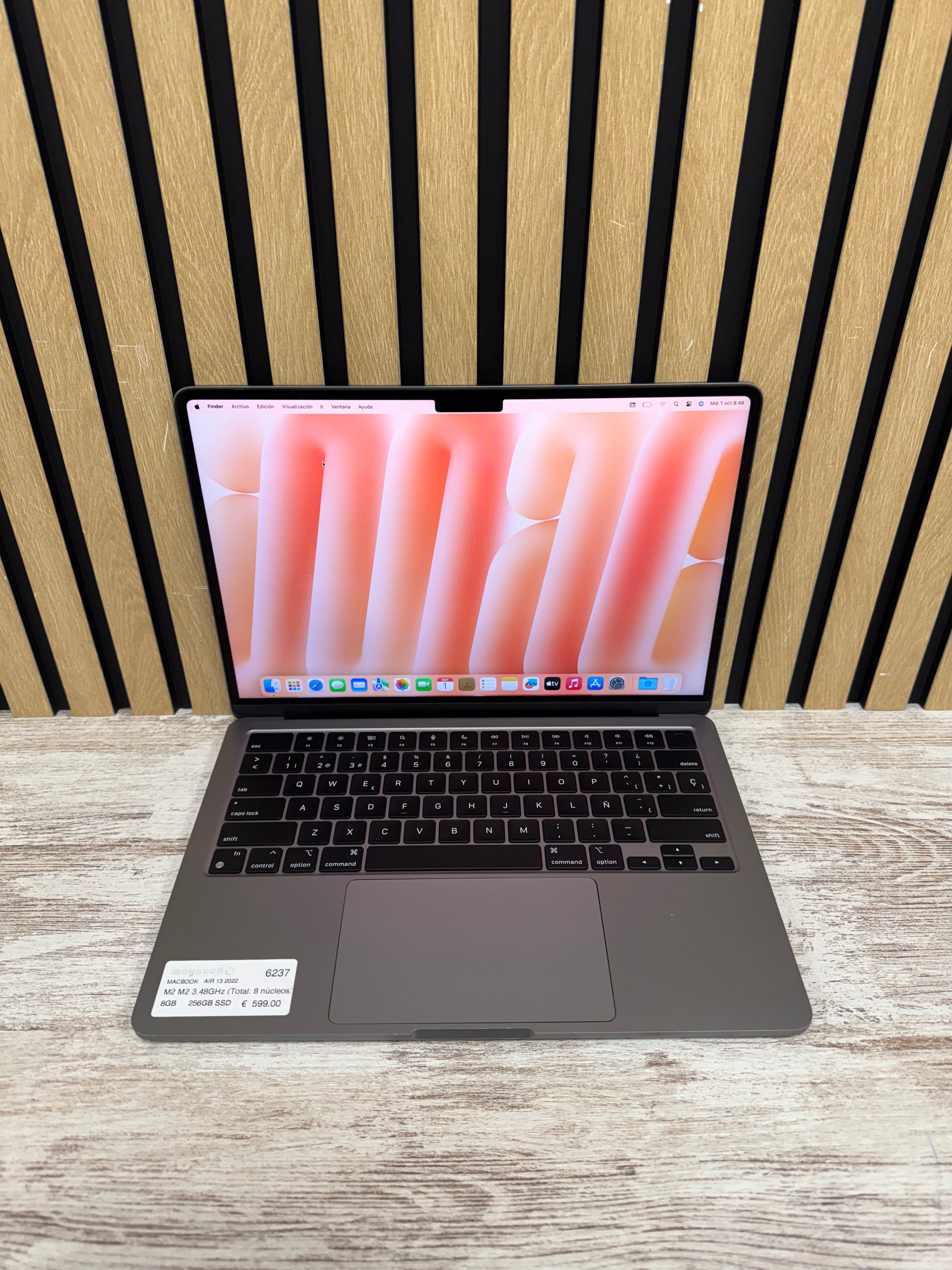MacBook Air 13" 2022 M2 8gb 256gb SSD