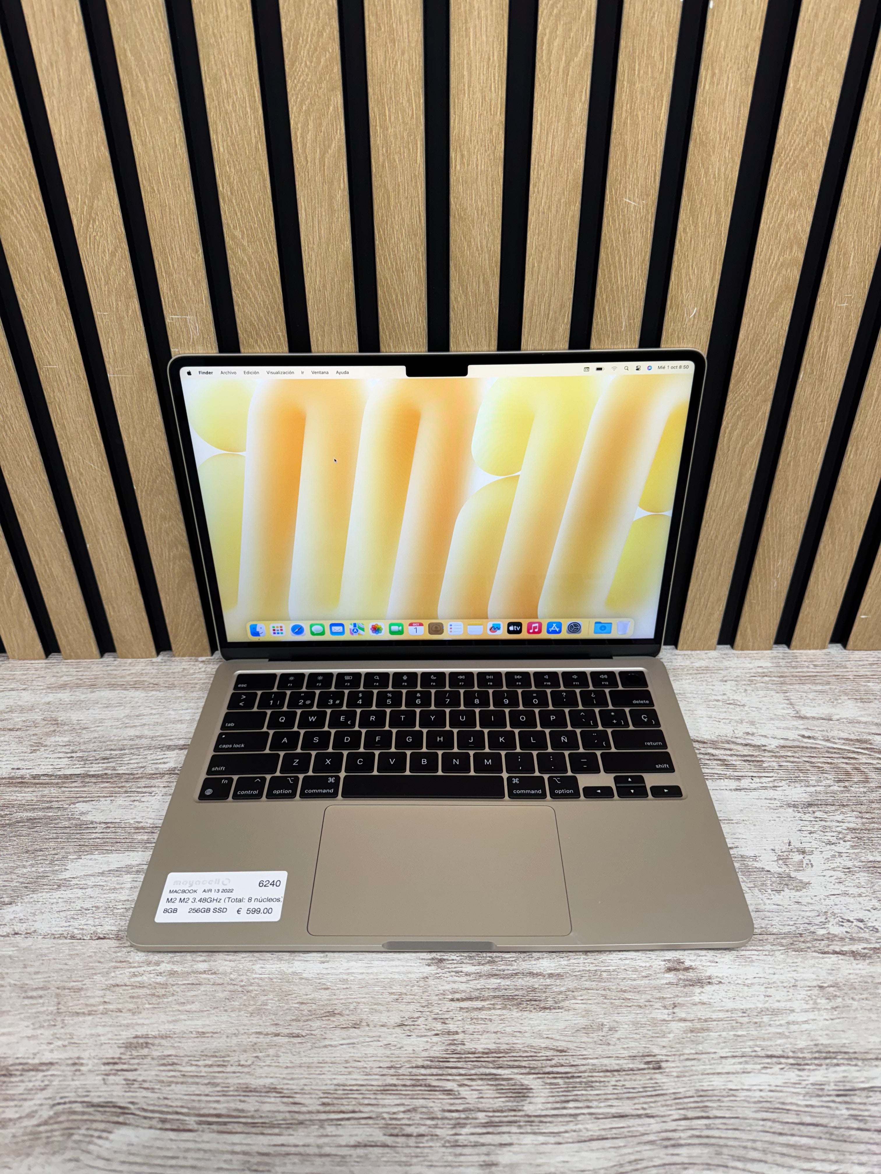 MacBook Air 13" 2022 M2 8gb 256gb SSD