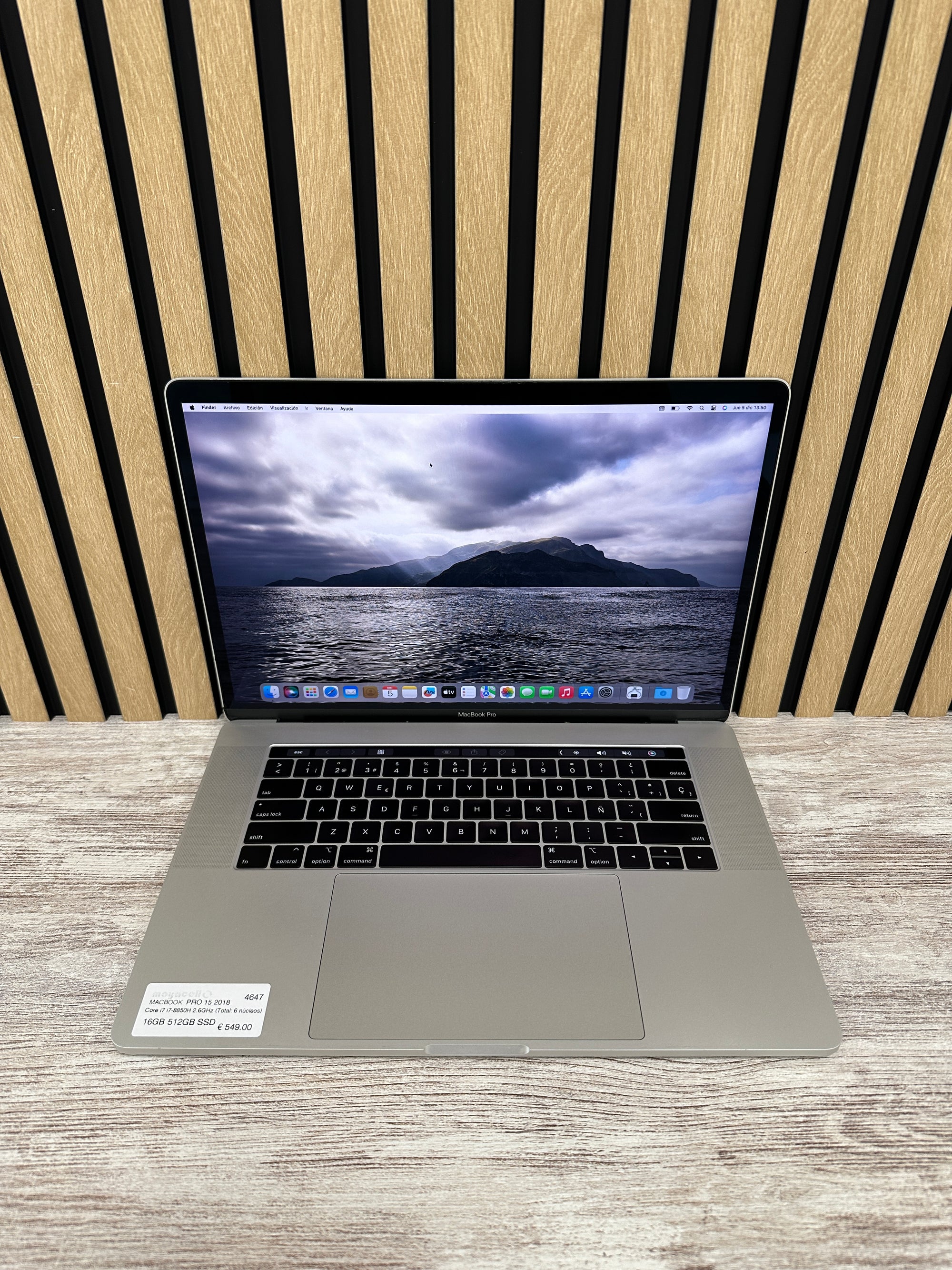 MacBook Pro 15" 2018 i7 16gb 512gb SSD