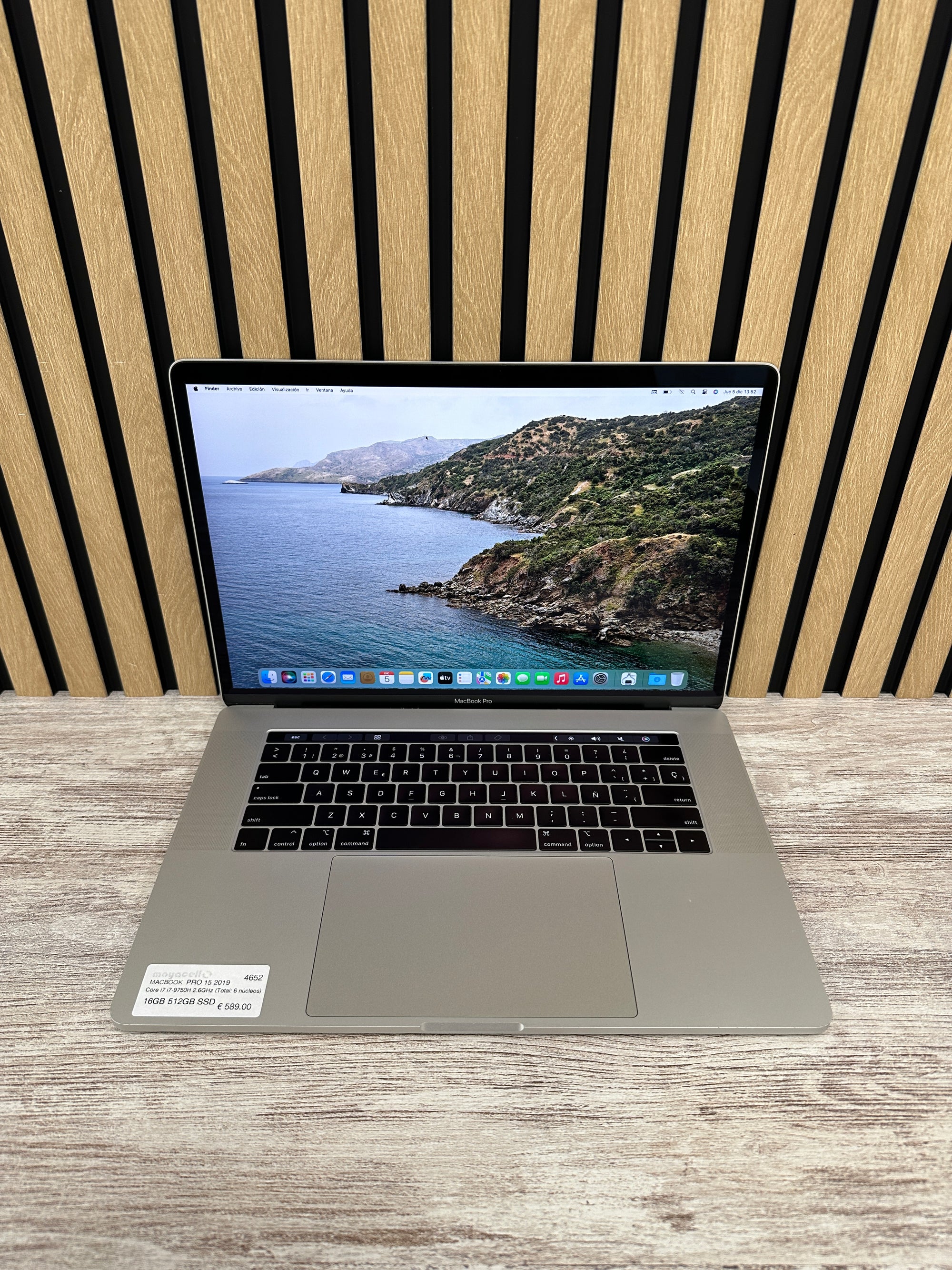 MacBook Pro 15" 2019 i7 16gb 512gb SSD