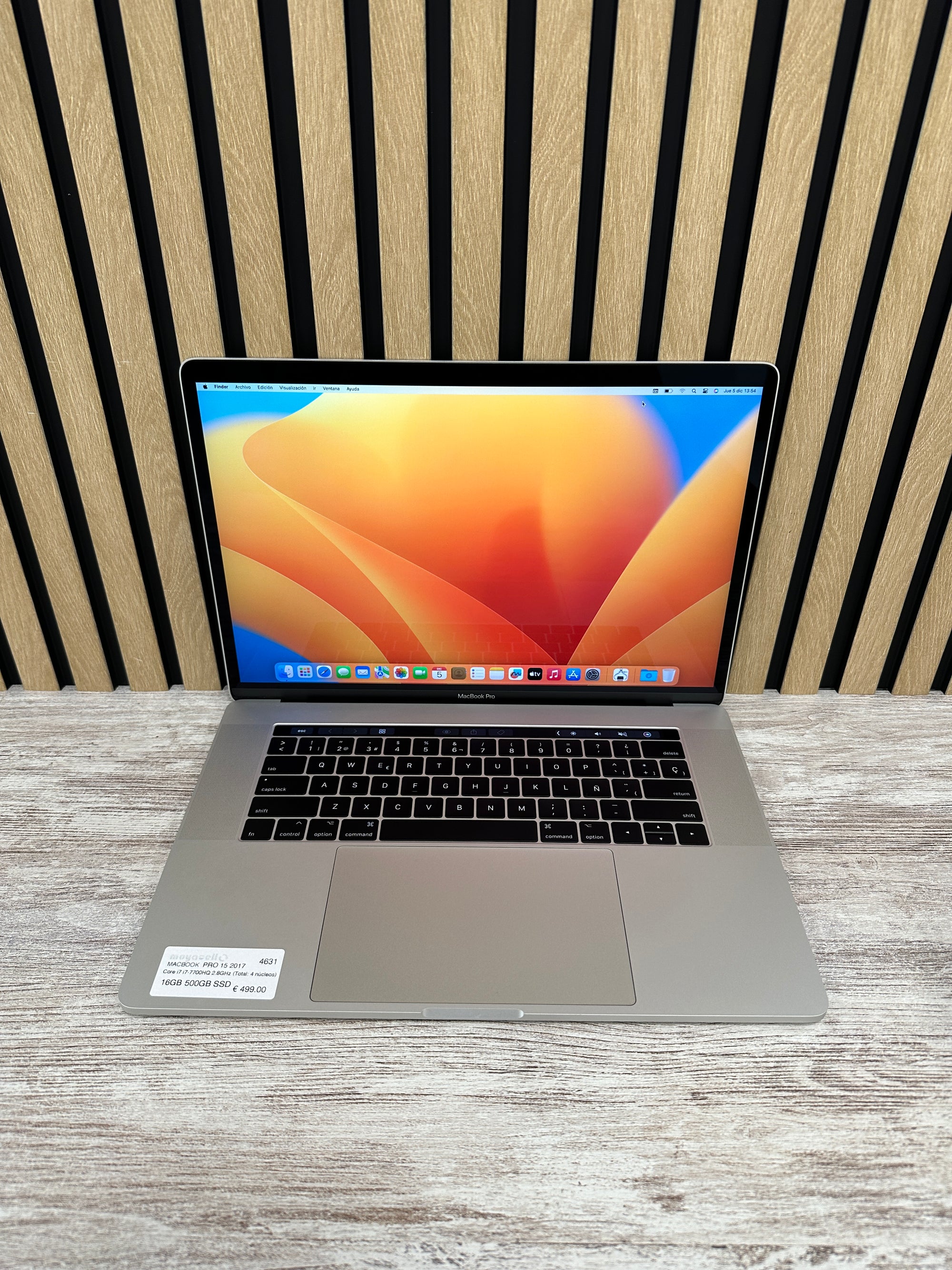 MacBook Pro 15" 2017 i7 16gb 500gb SSD