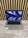 MacBook Pro 15" 2017 i7 16gb 500gb SSD