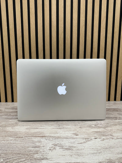 Macbook Pro 15" 2015 i7 16gb 500gb SSD