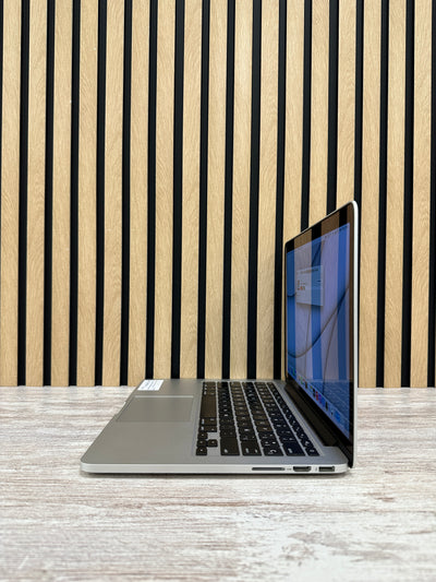 MacBook Pro 13" 2015 i5 8gb 128gb SSD