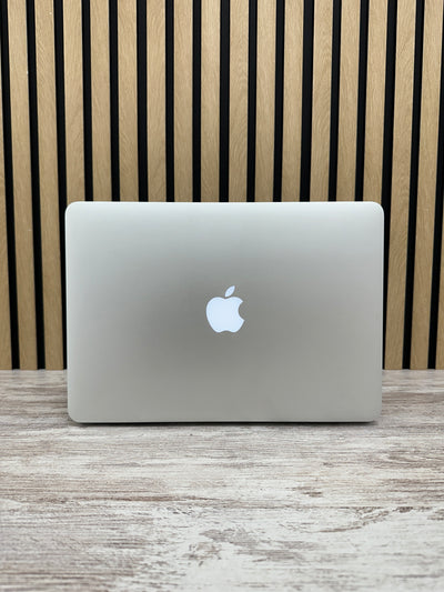 MacBook Pro 13" 2015 i5 8gb 128gb SSD