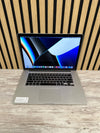 MacBook Pro 15" 2015 i7 16gb 500gb SSD