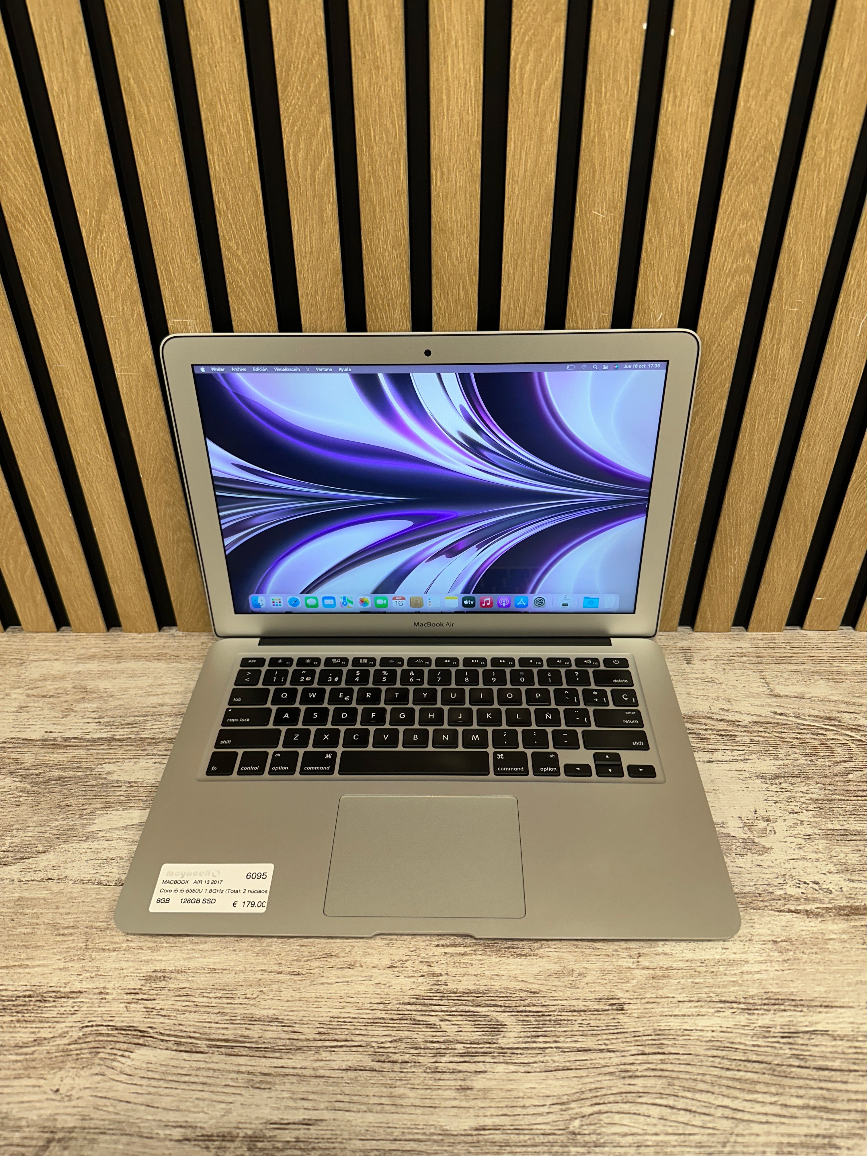 MacBook Air 13" 2017 i5 8gb 128gb SSD
