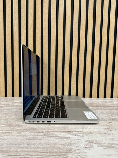 MacBook Pro 13" 2015 i5 8gb 500gb SSD